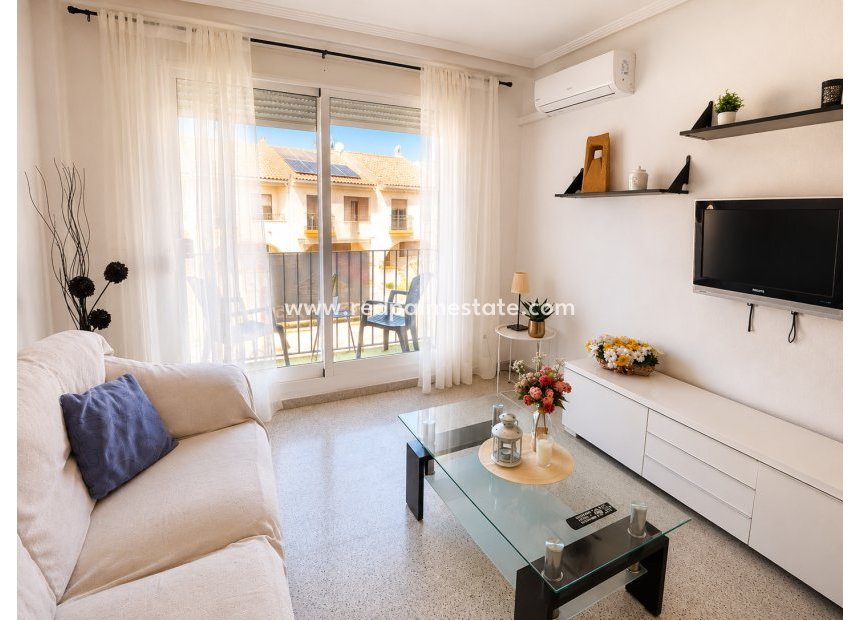 Resale - Apartment -
San Miguel de Salinas - San Miguel Salinas