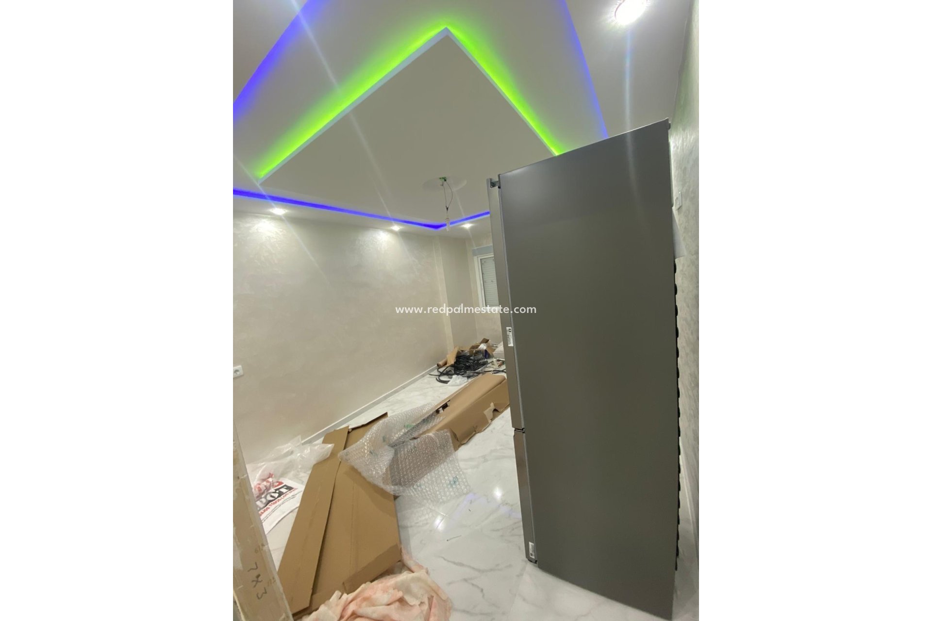 Resale - Apartment -
Santa Pola - Playa Levante