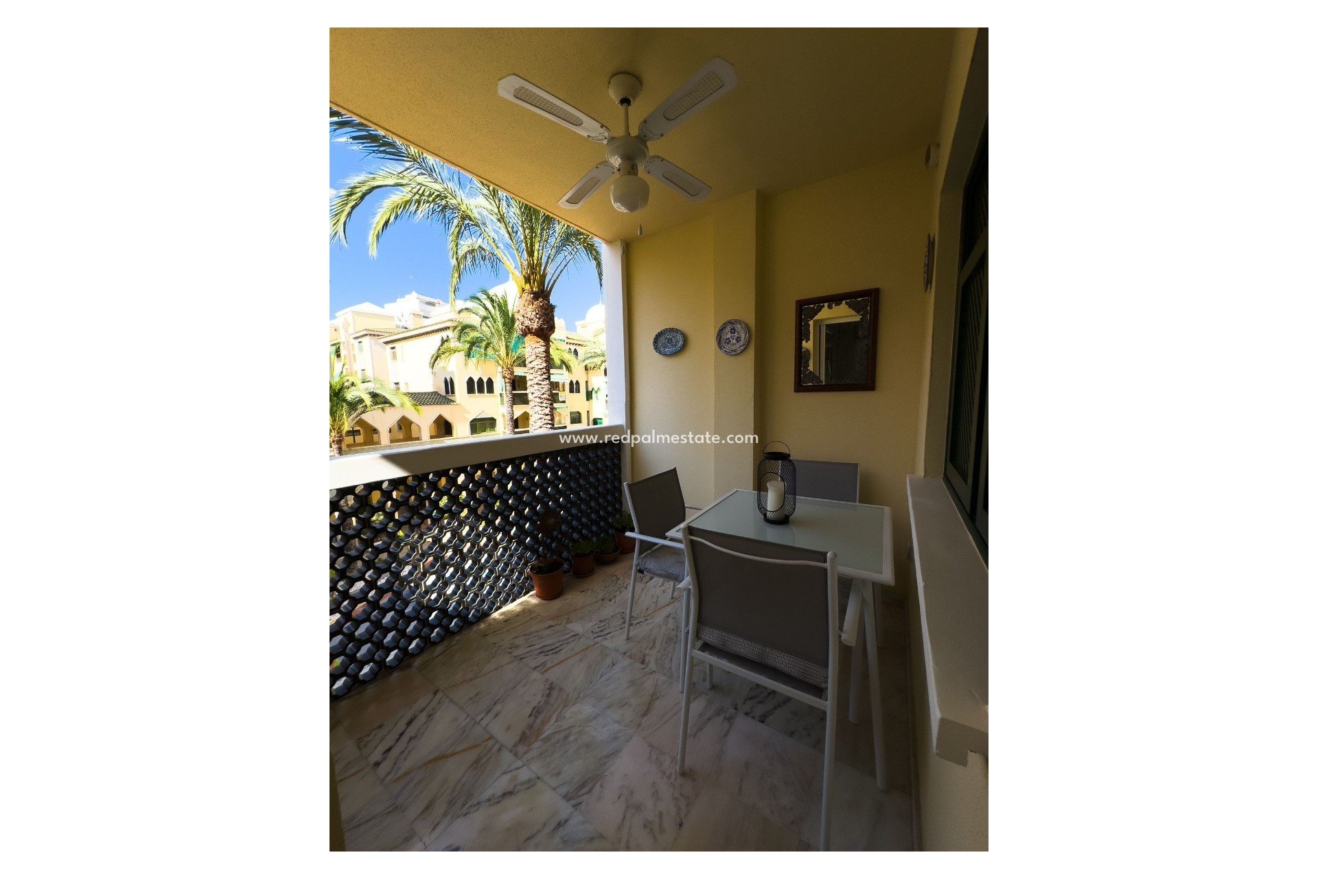 Resale - Apartment -
Santa Pola - Playa Varadero