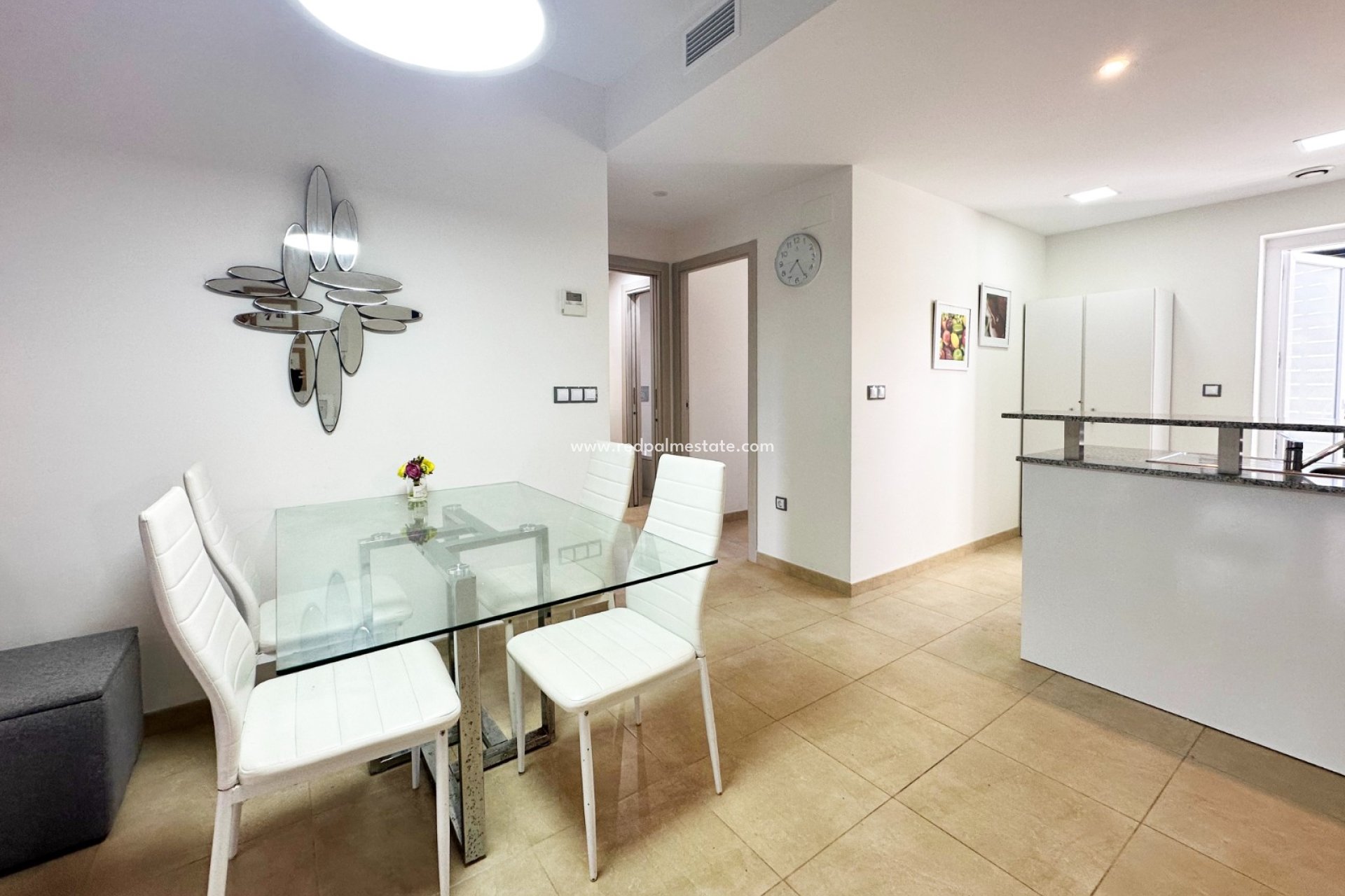 Resale - Apartment -
Santa Pola