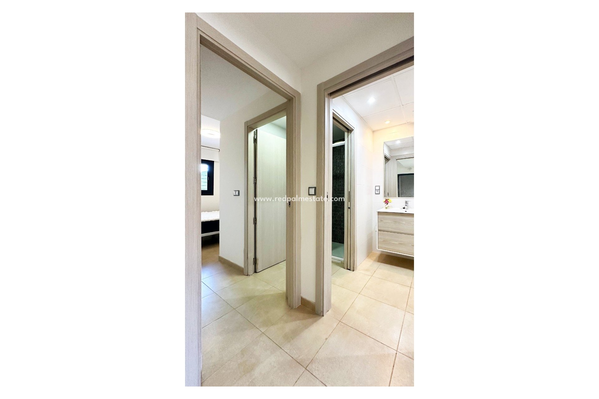 Resale - Apartment -
Santa Pola