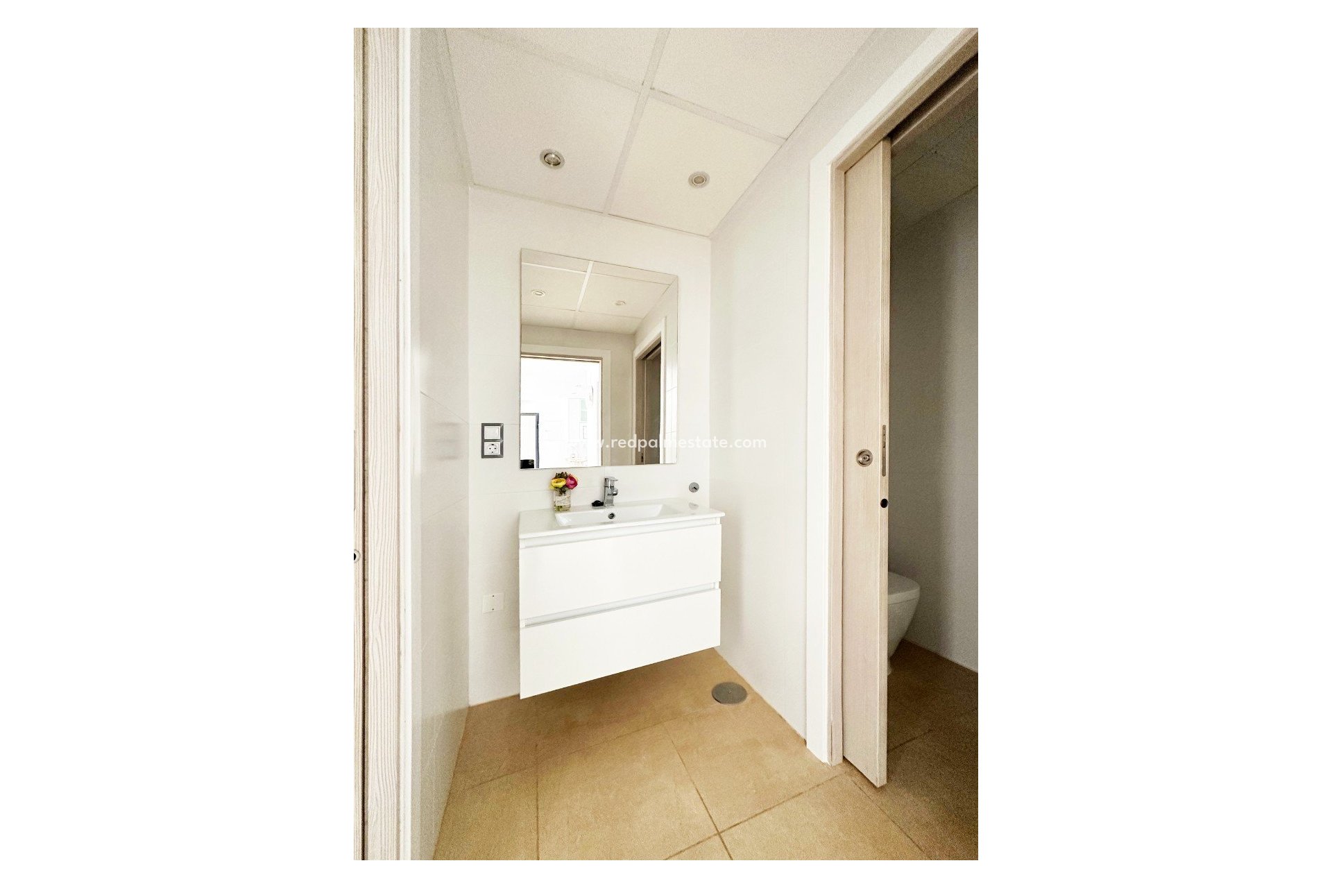 Resale - Apartment -
Santa Pola