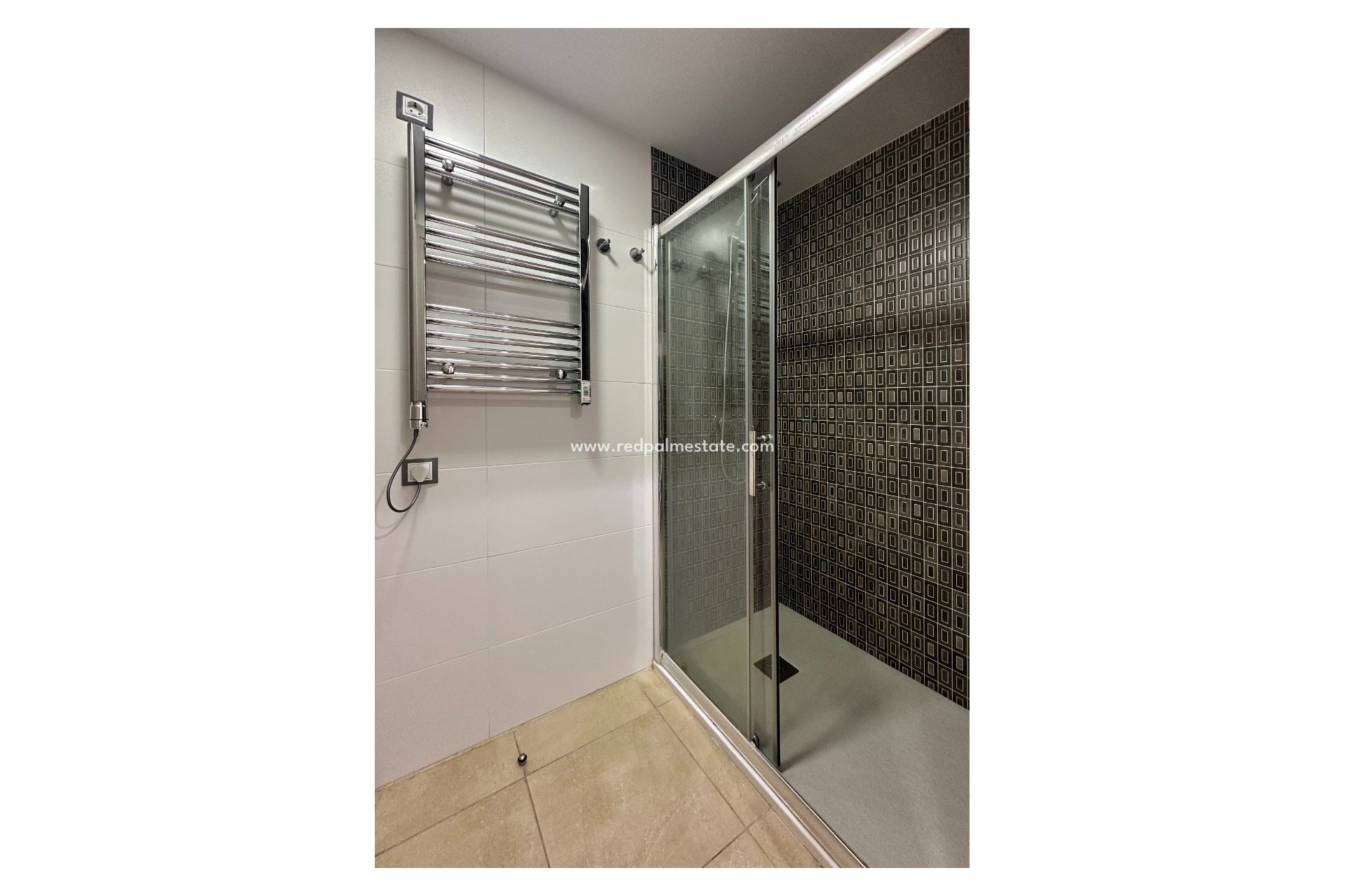 Resale - Apartment -
Santa Pola