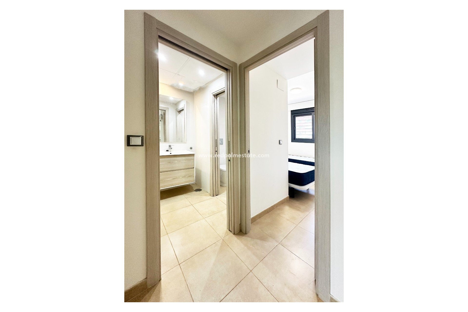 Resale - Apartment -
Santa Pola