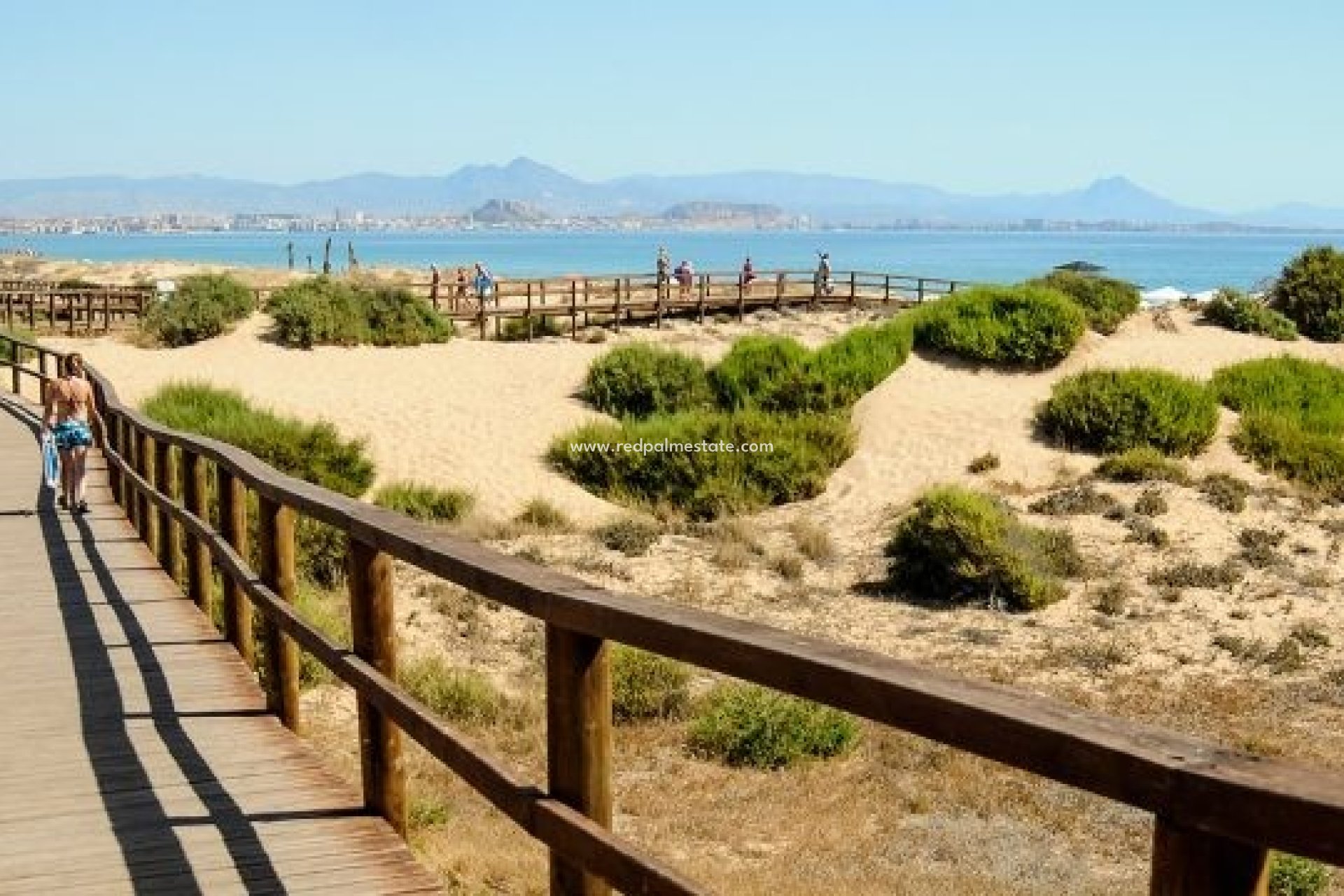 Resale - Apartment -
Santa Pola