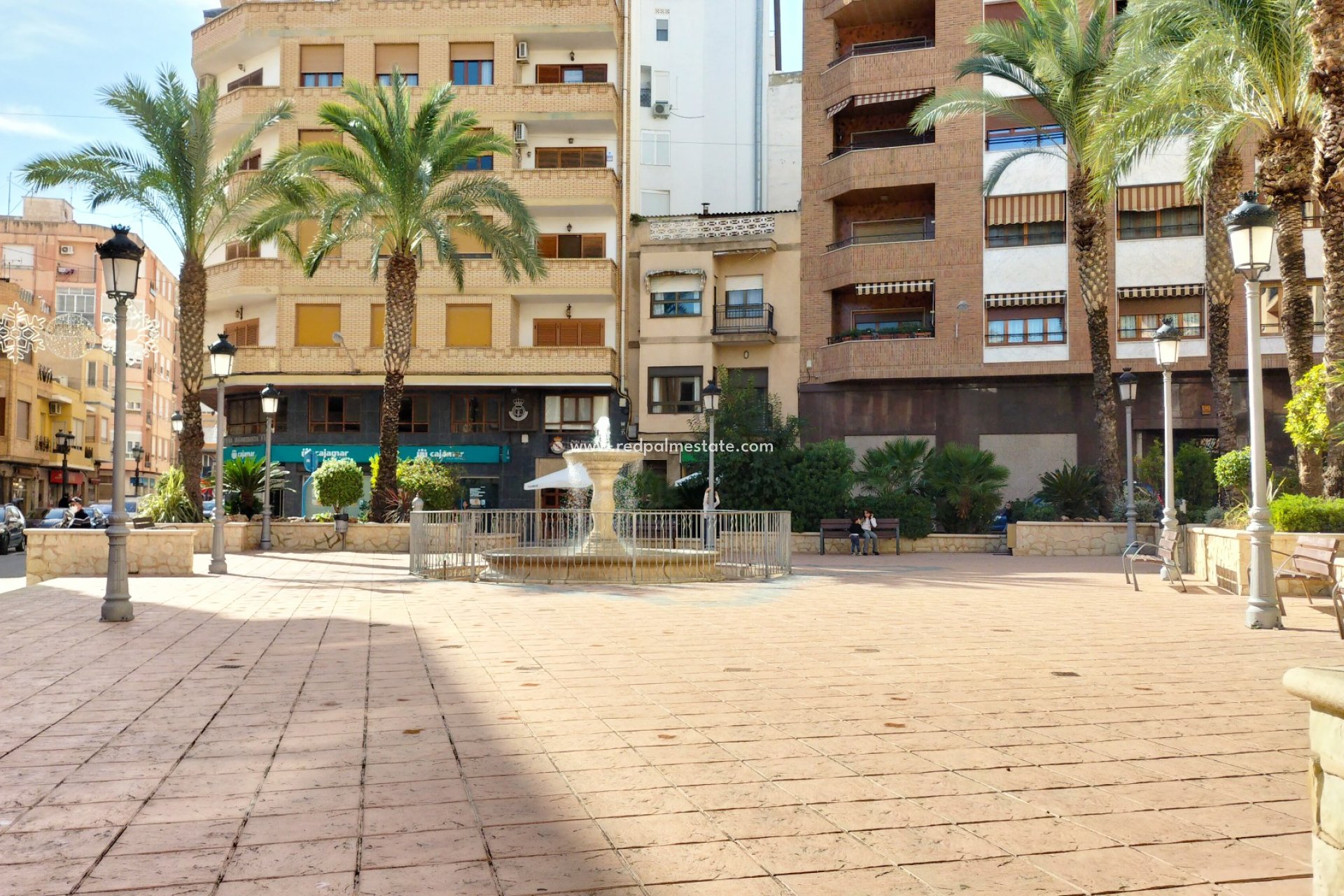 Resale - Apartment -
Sax - Inland