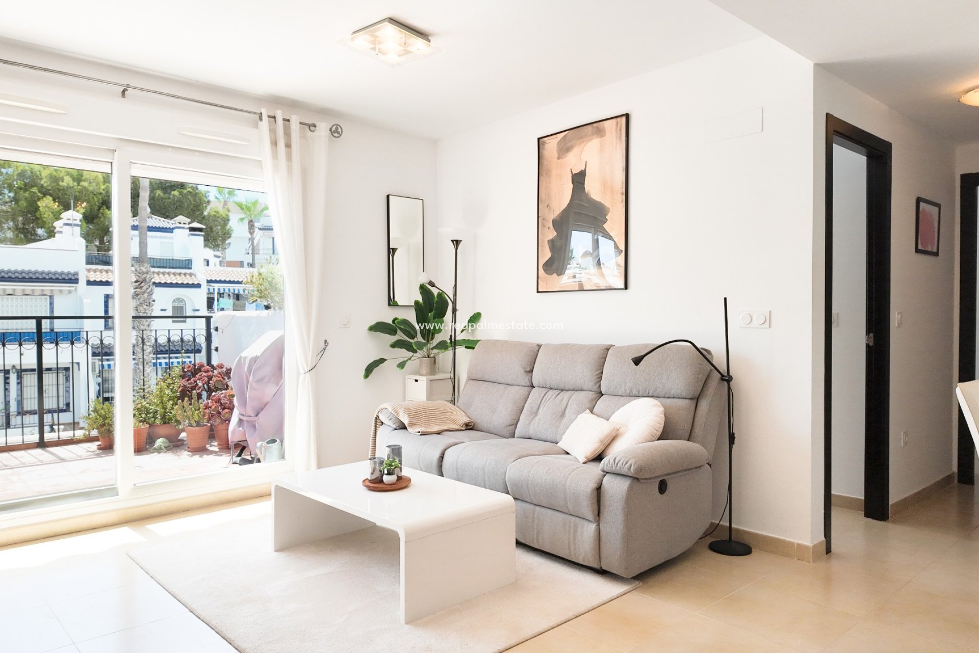 Resale - Apartment - Top Floor -
Orihuela Costa - Villamartín