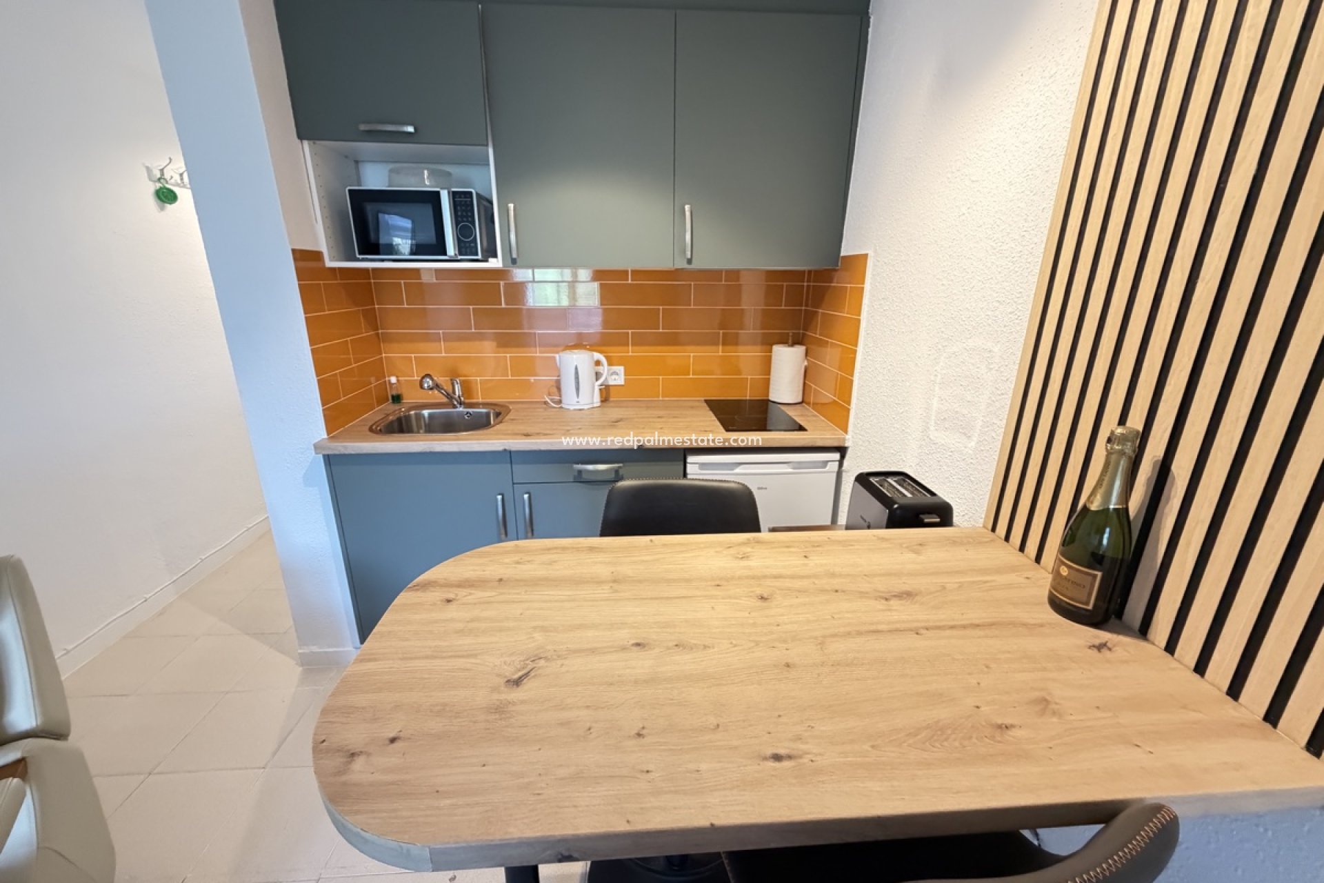 Resale - Apartment -
Torre de la Horadada - Mil Palmeras