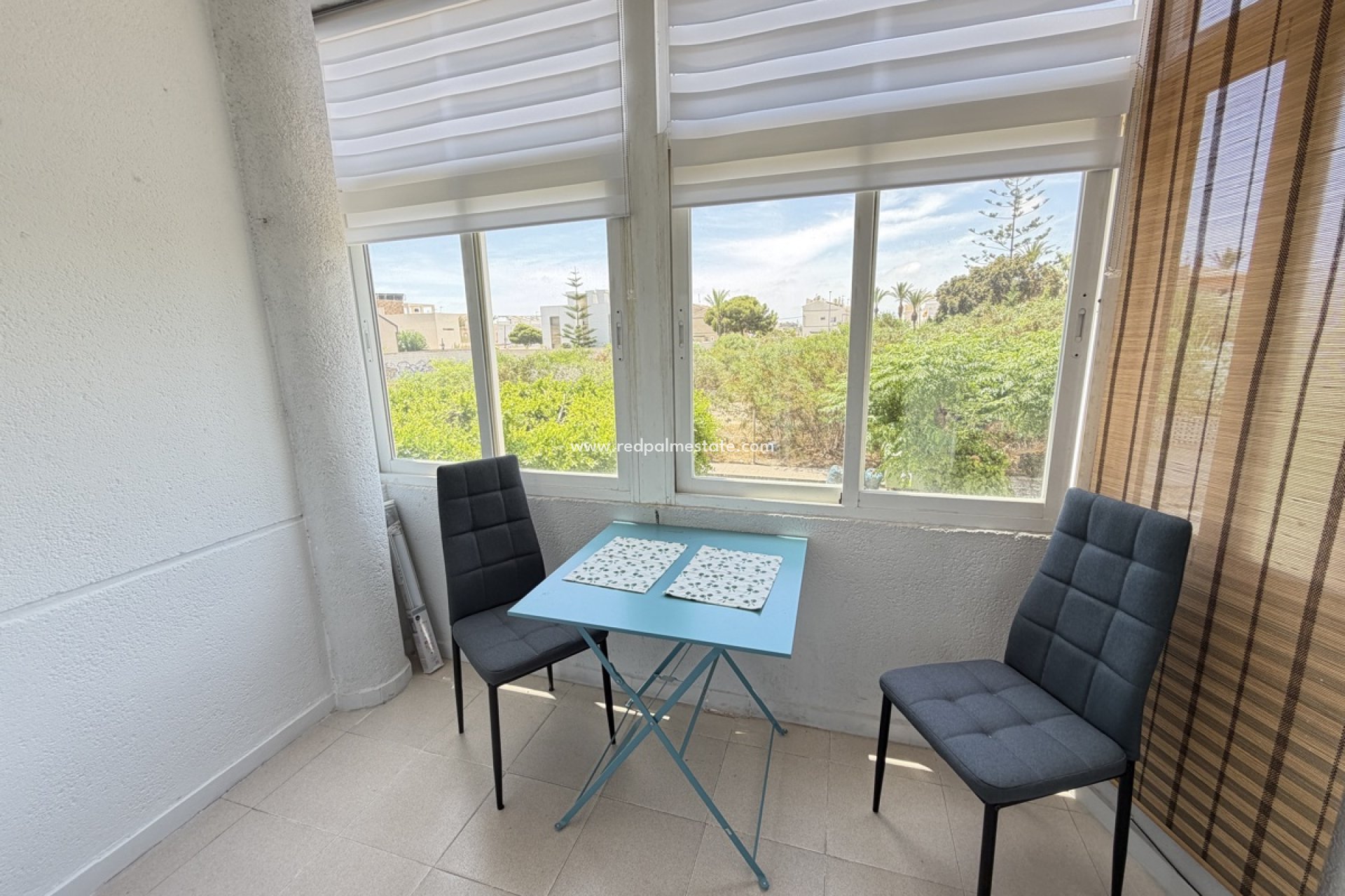 Resale - Apartment -
Torre de la Horadada - Mil Palmeras