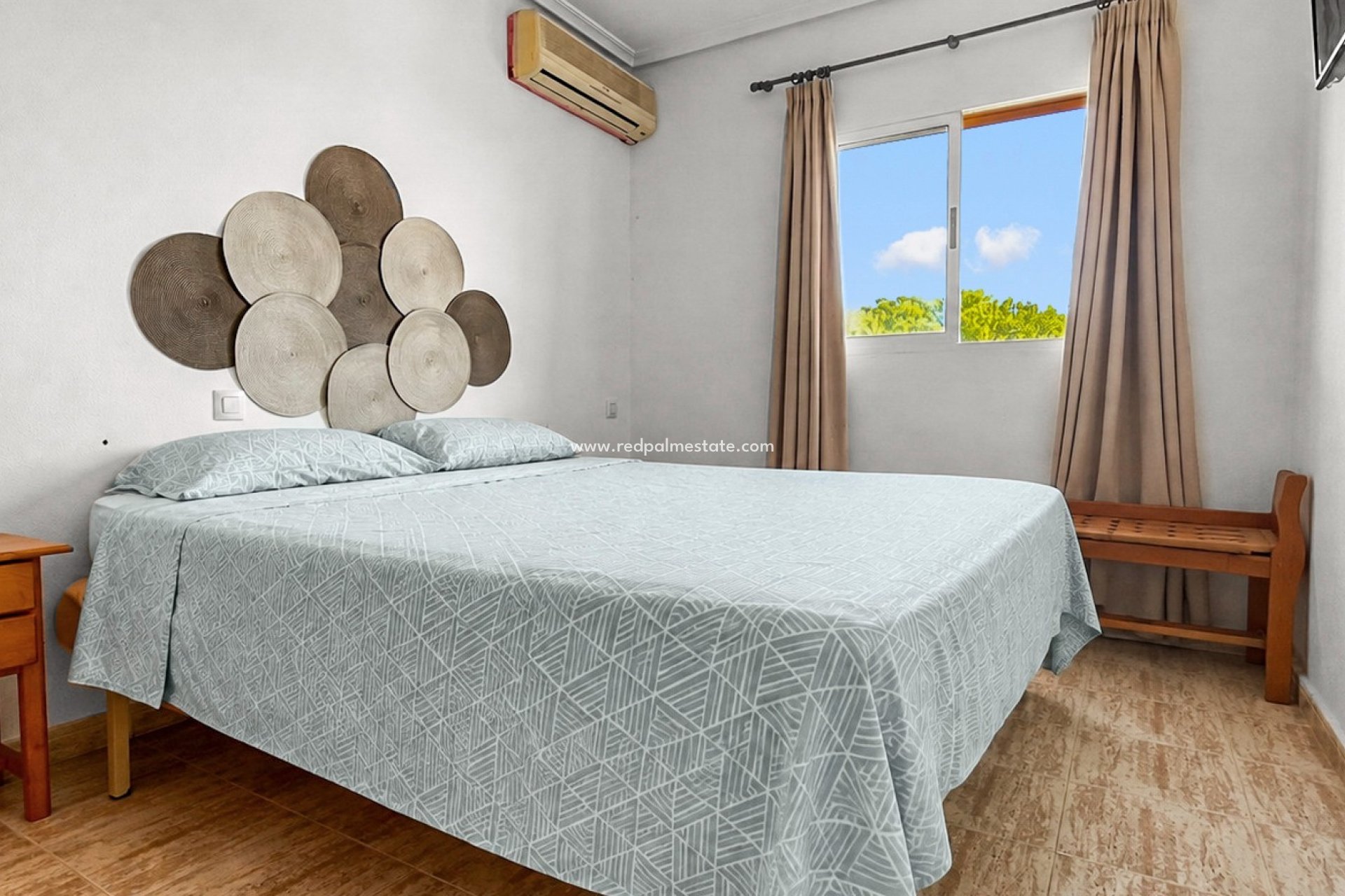 Resale - Apartment -
Torre de la Horadada - Mil Palmeras