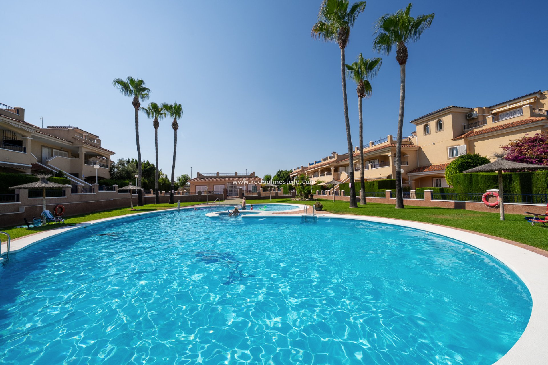 Resale - Apartment -
Torre de la Horadada - Riomar