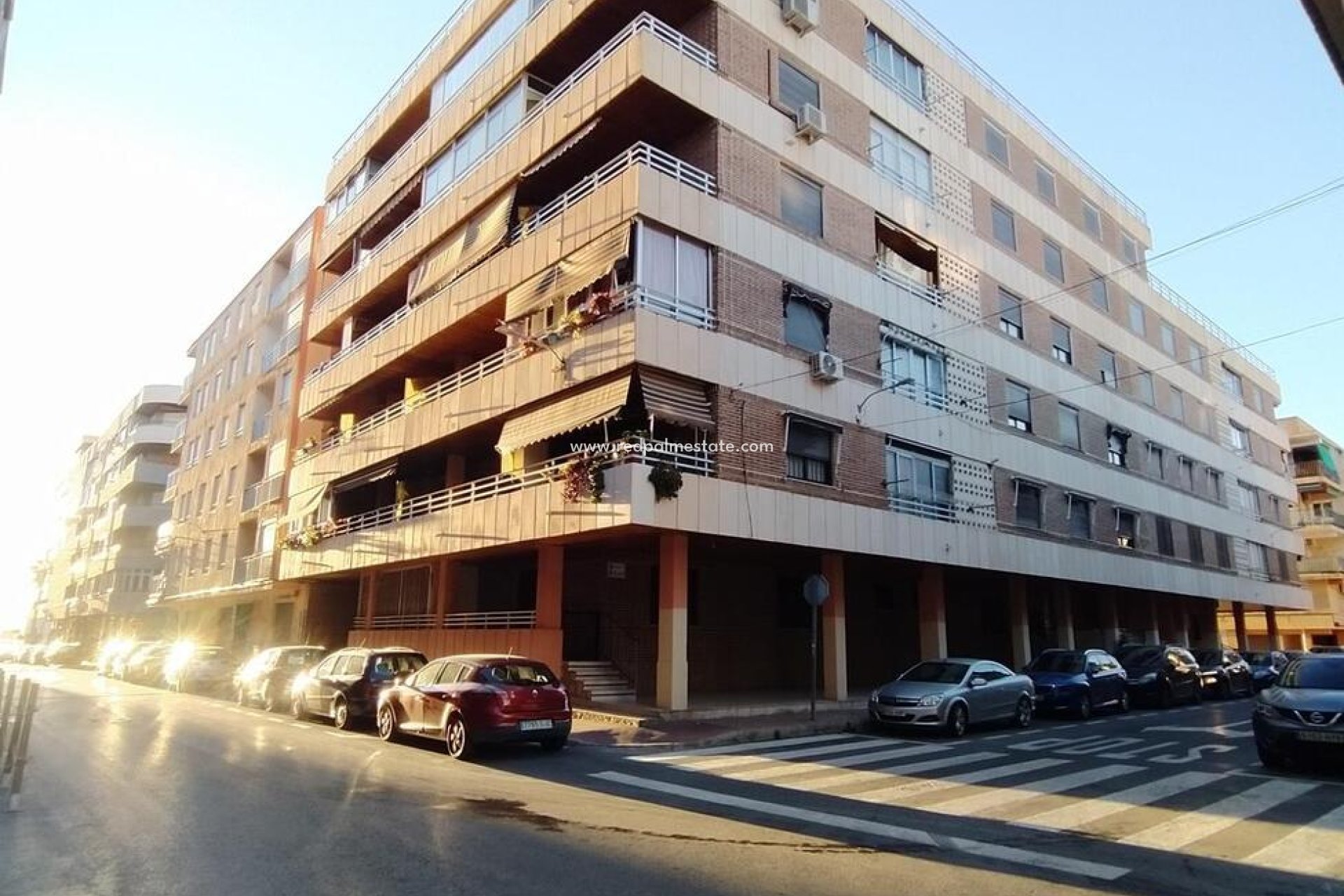 Resale - Apartment -
Torrevieja - Acequión