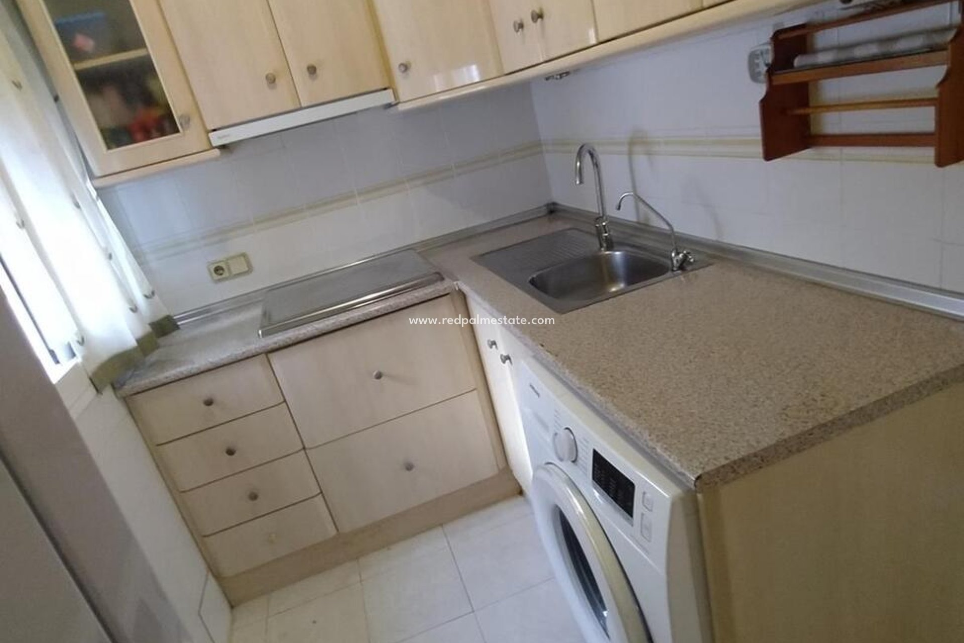 Resale - Apartment -
Torrevieja - Acequión