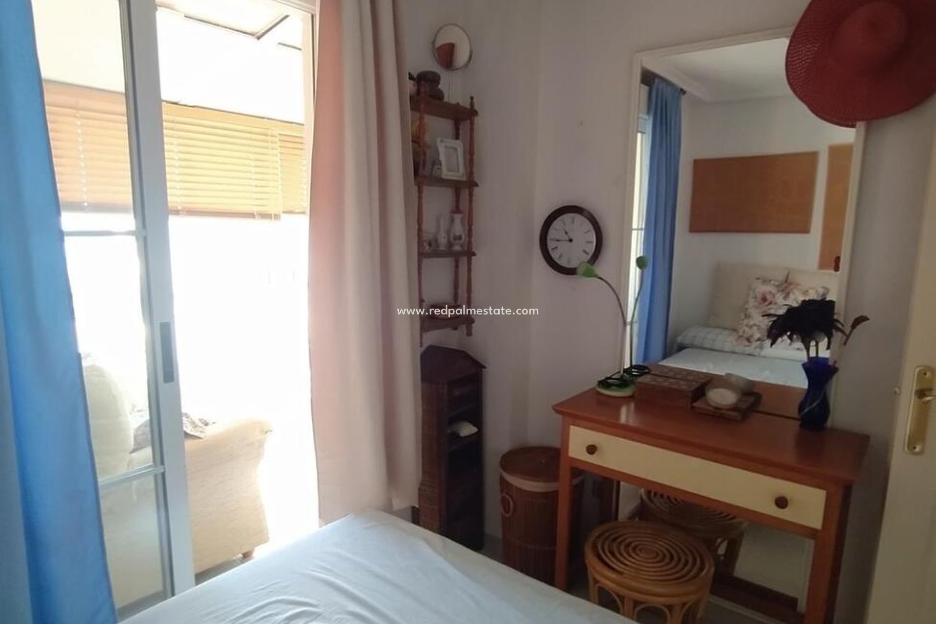 Resale - Apartment -
Torrevieja - Acequión