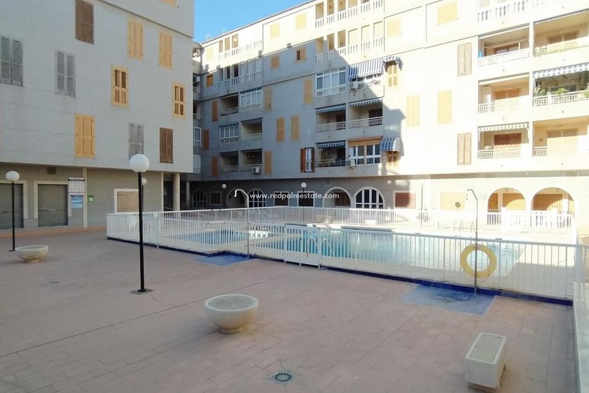 Resale - Apartment -
Torrevieja - Acequión