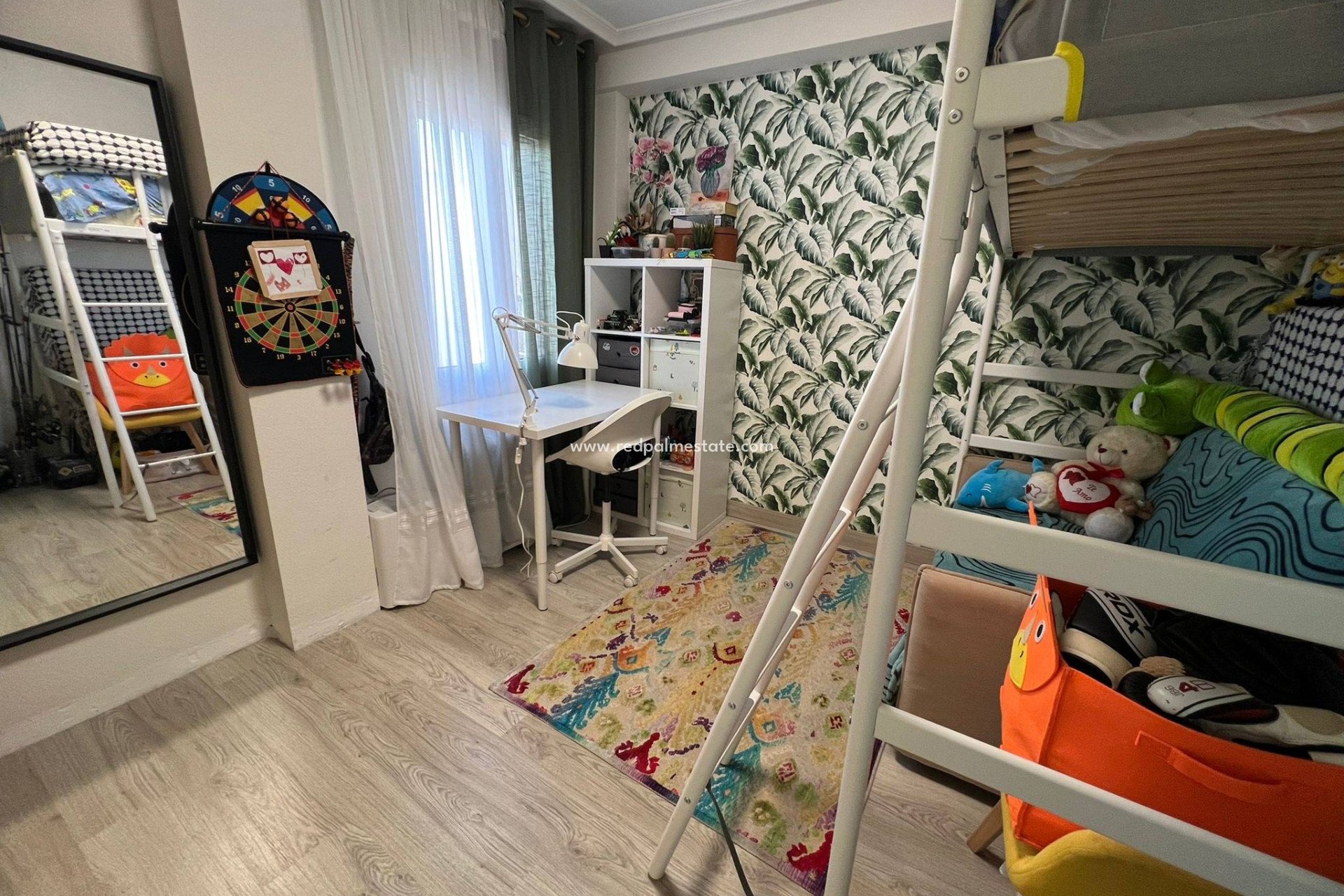 Resale - Apartment -
Torrevieja - Aguas Nueva