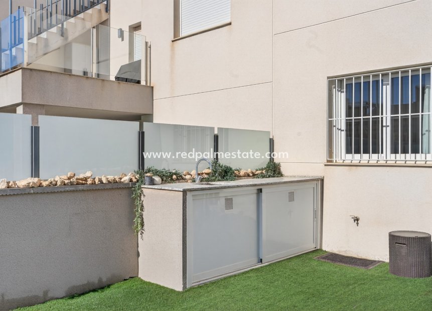 Resale - Apartment -
Torrevieja - Aguas Nueva