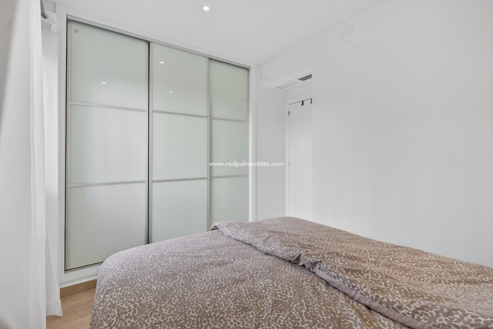 Resale - Apartment -
Torrevieja - Aguas Nueva