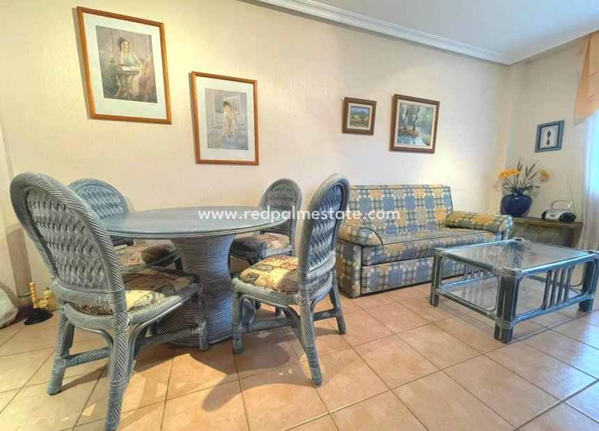 Resale - Apartment -
Torrevieja - Aguas nuevas 1