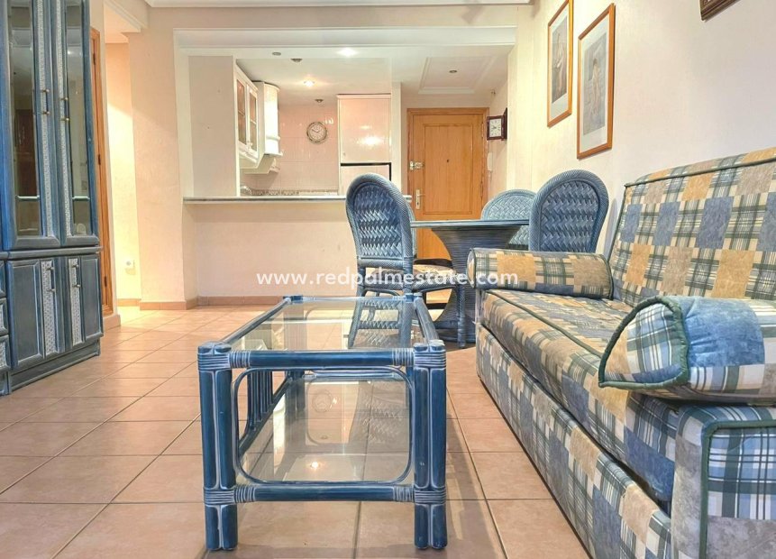 Resale - Apartment -
Torrevieja - Aguas nuevas 1