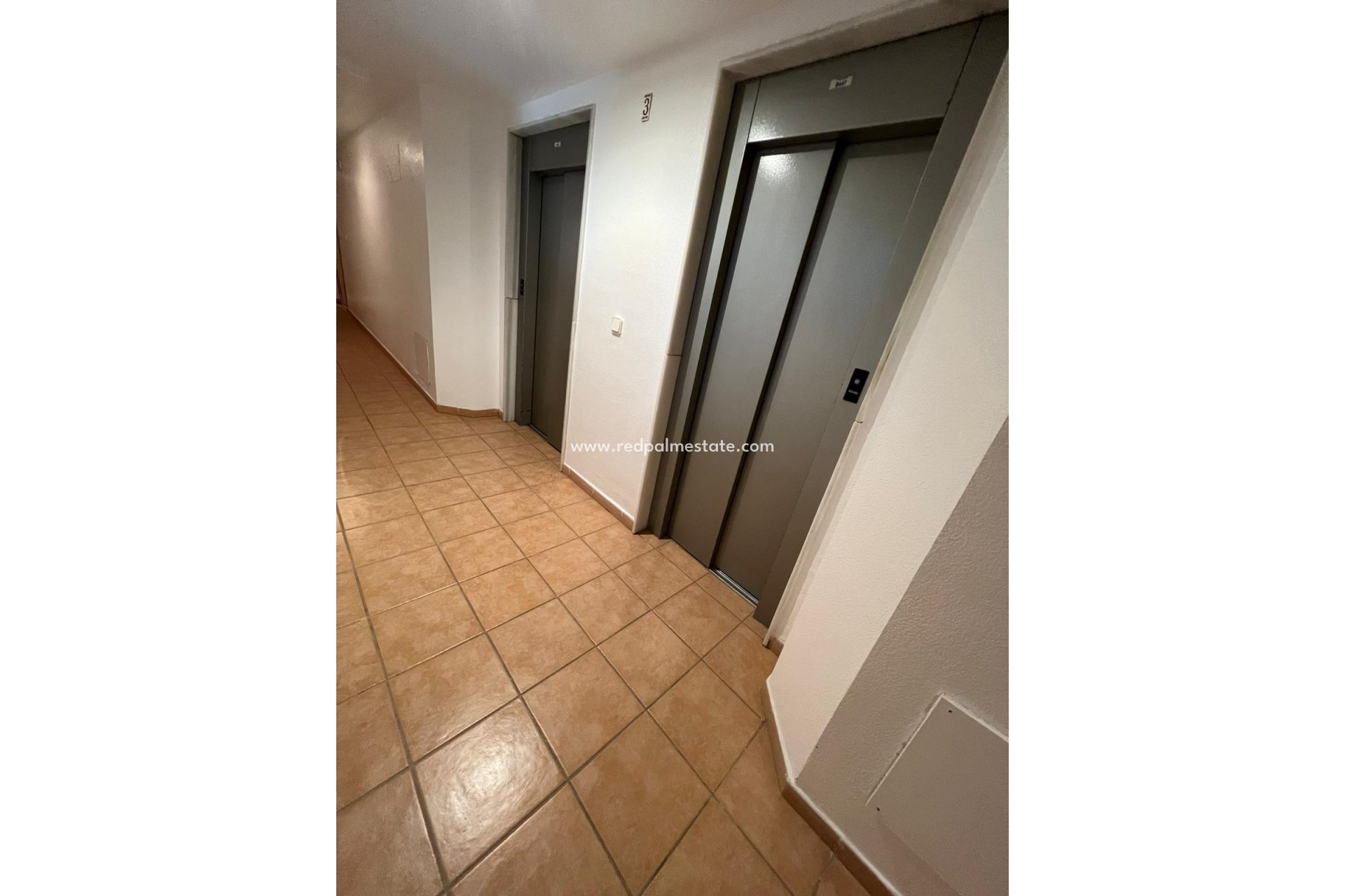 Resale - Apartment -
Torrevieja - Aguas Nuevas