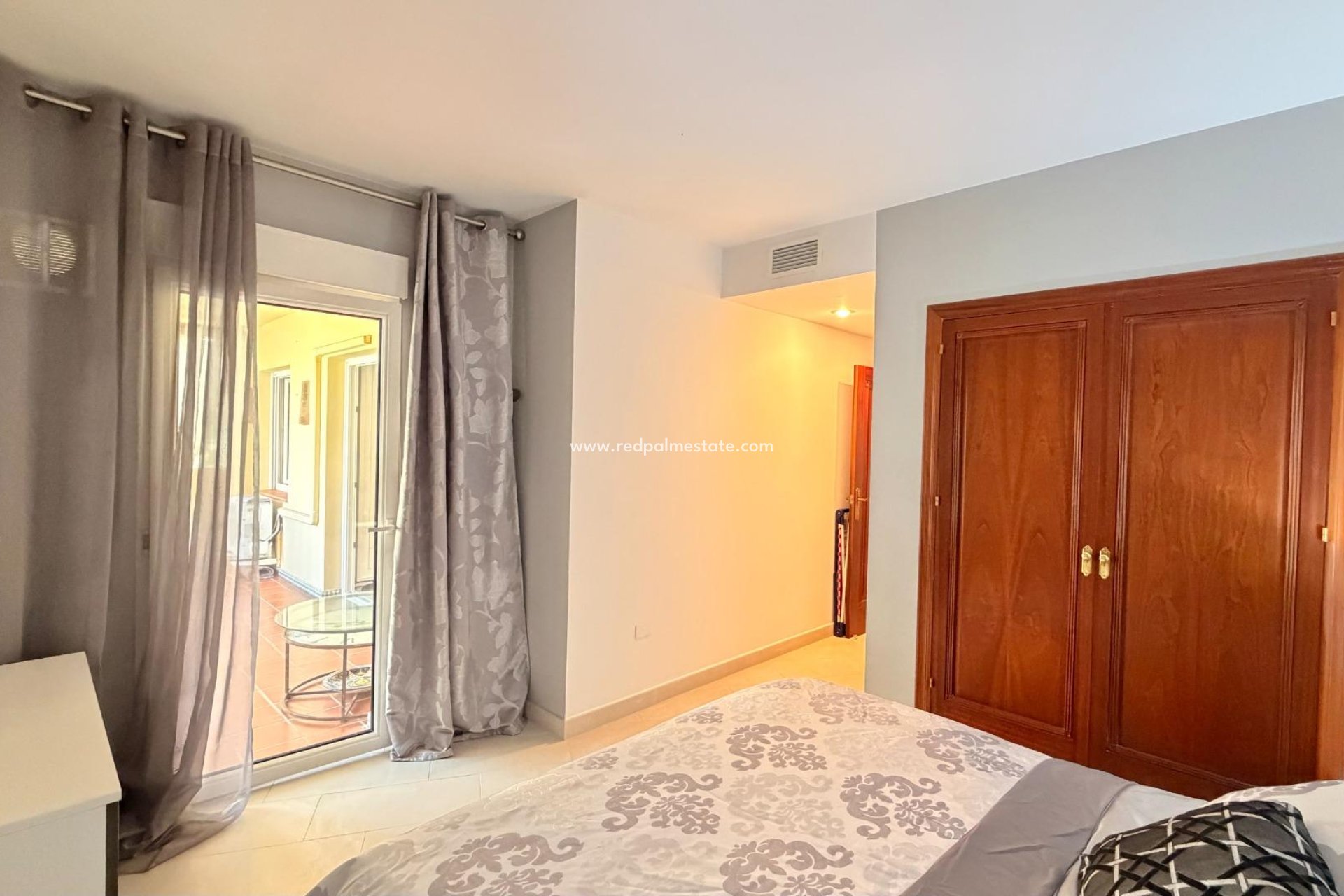 Resale - Apartment -
Torrevieja - Aldea Del Mar