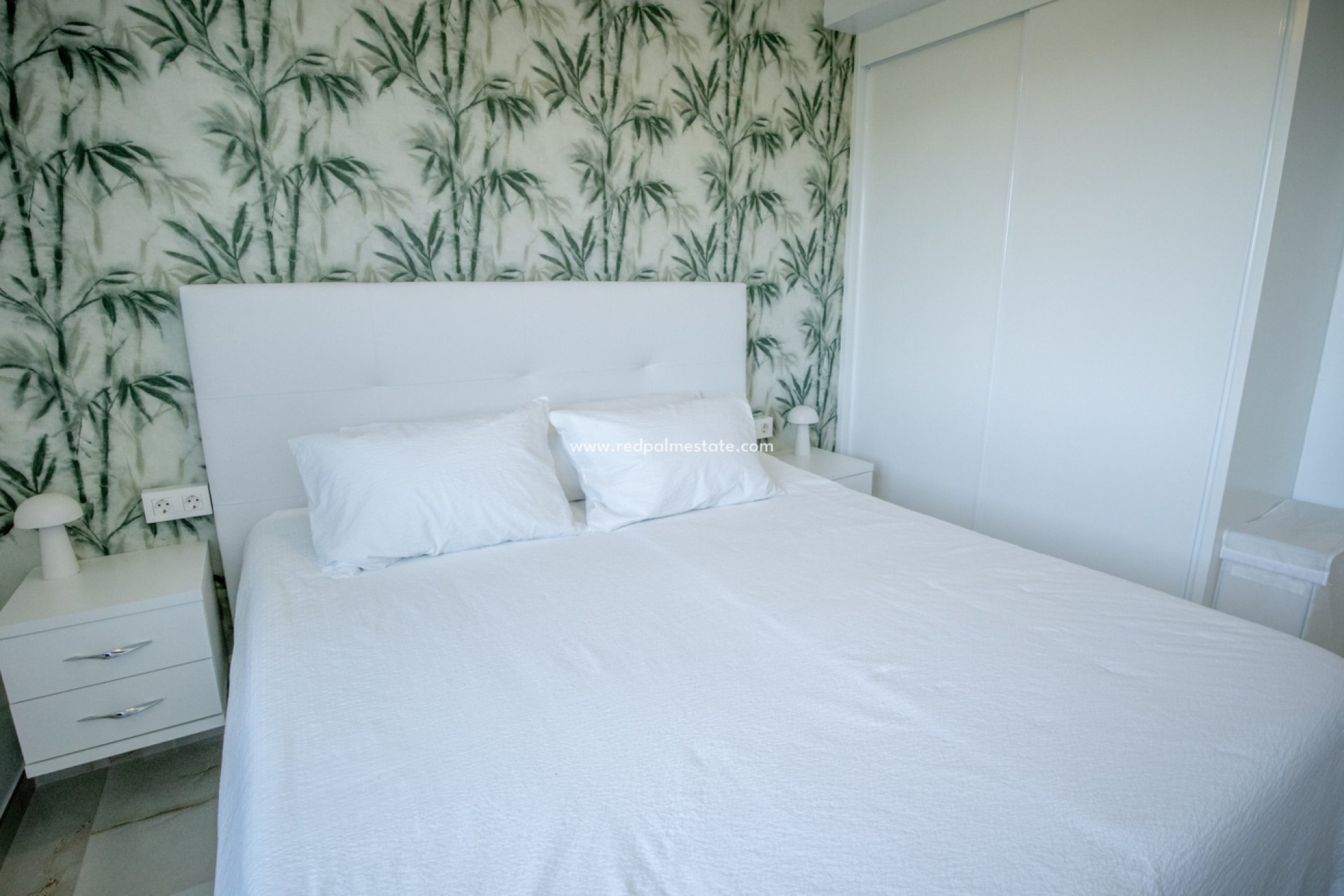 Resale - Apartment -
Torrevieja - AMANECER