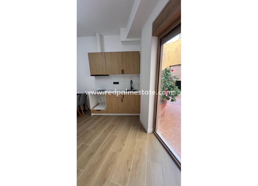 Resale - Apartment -
Torrevieja - Cabo cervera