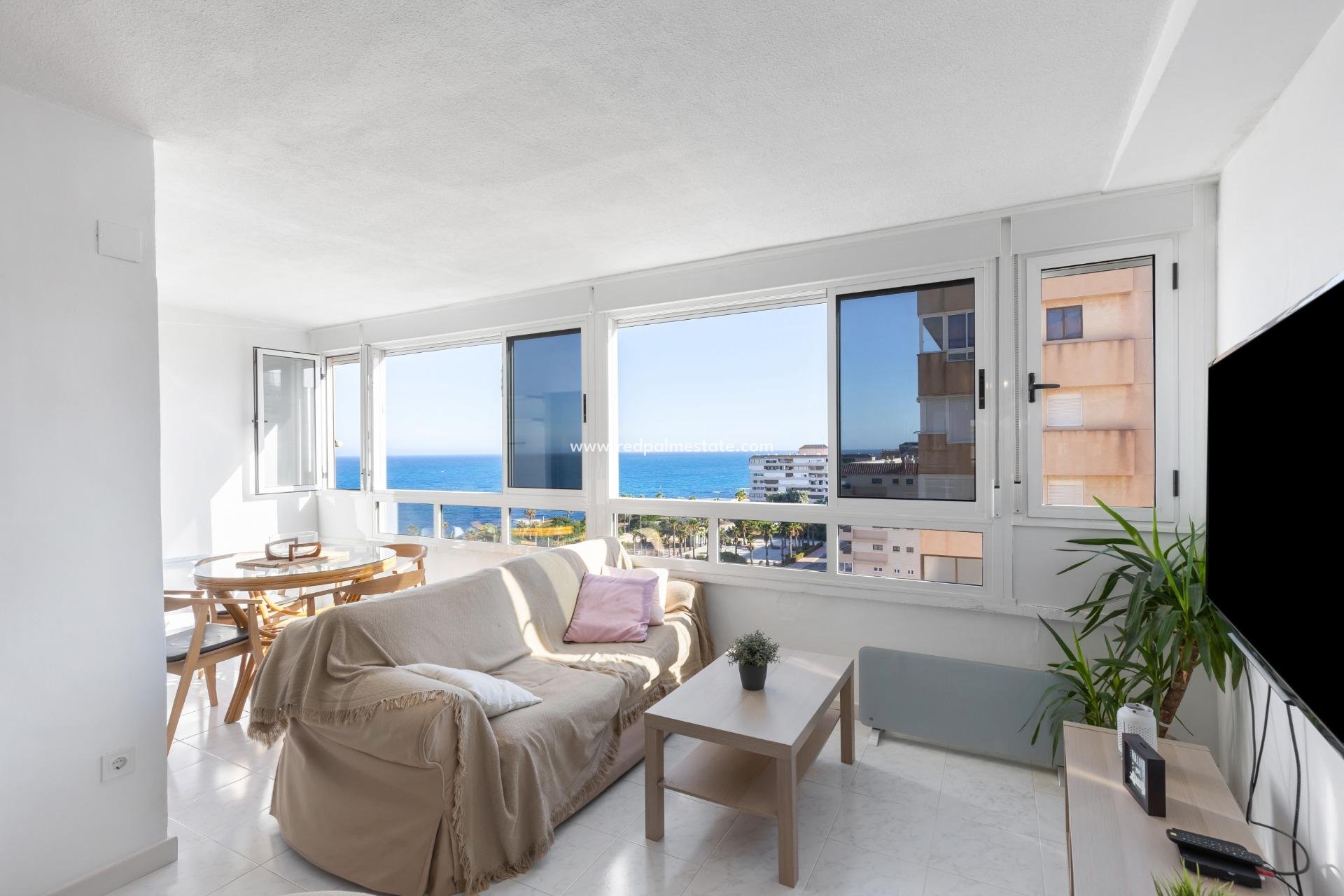 Resale - Apartment -
Torrevieja - Cabo cervera