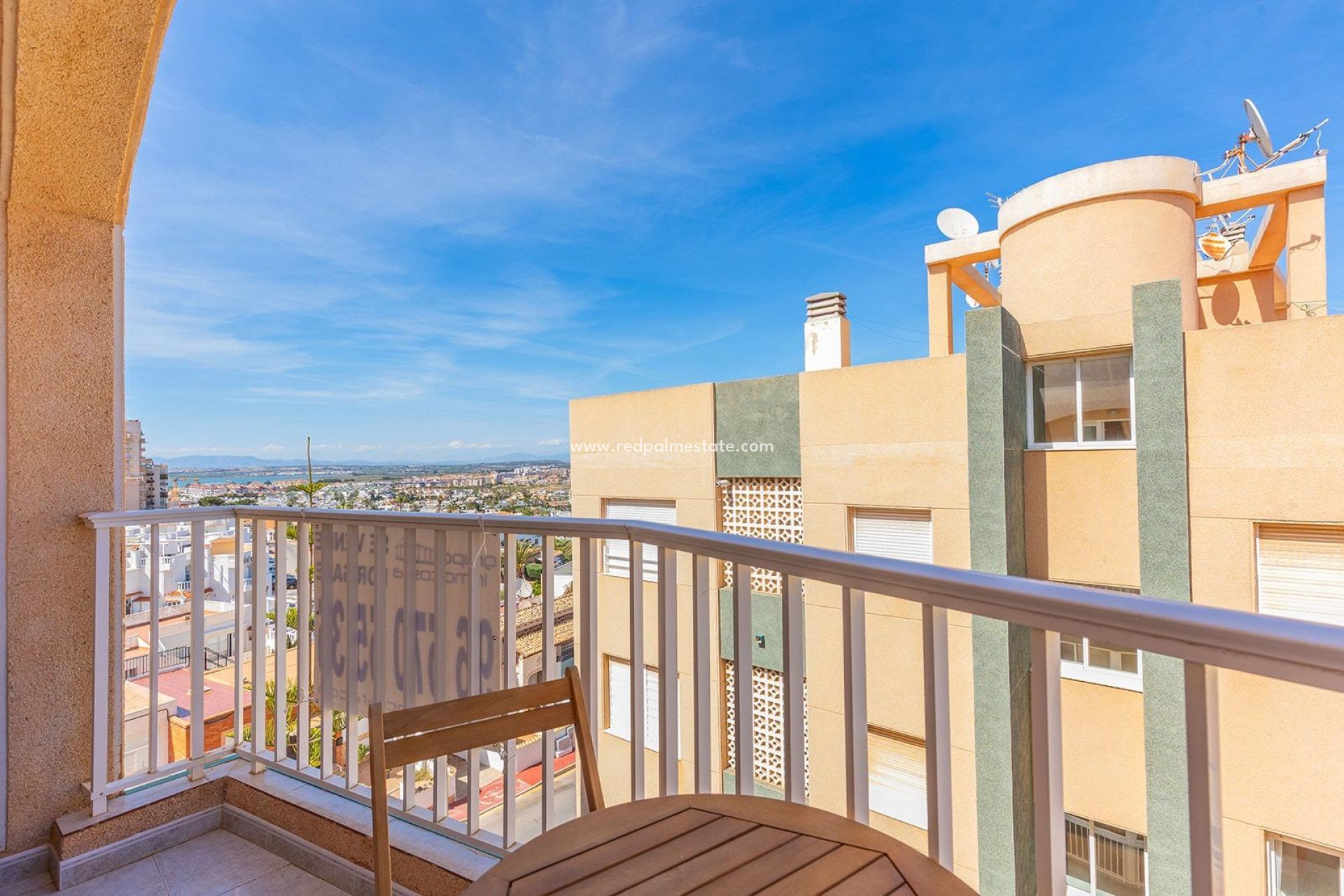 Resale - Apartment -
Torrevieja - Cabo cervera