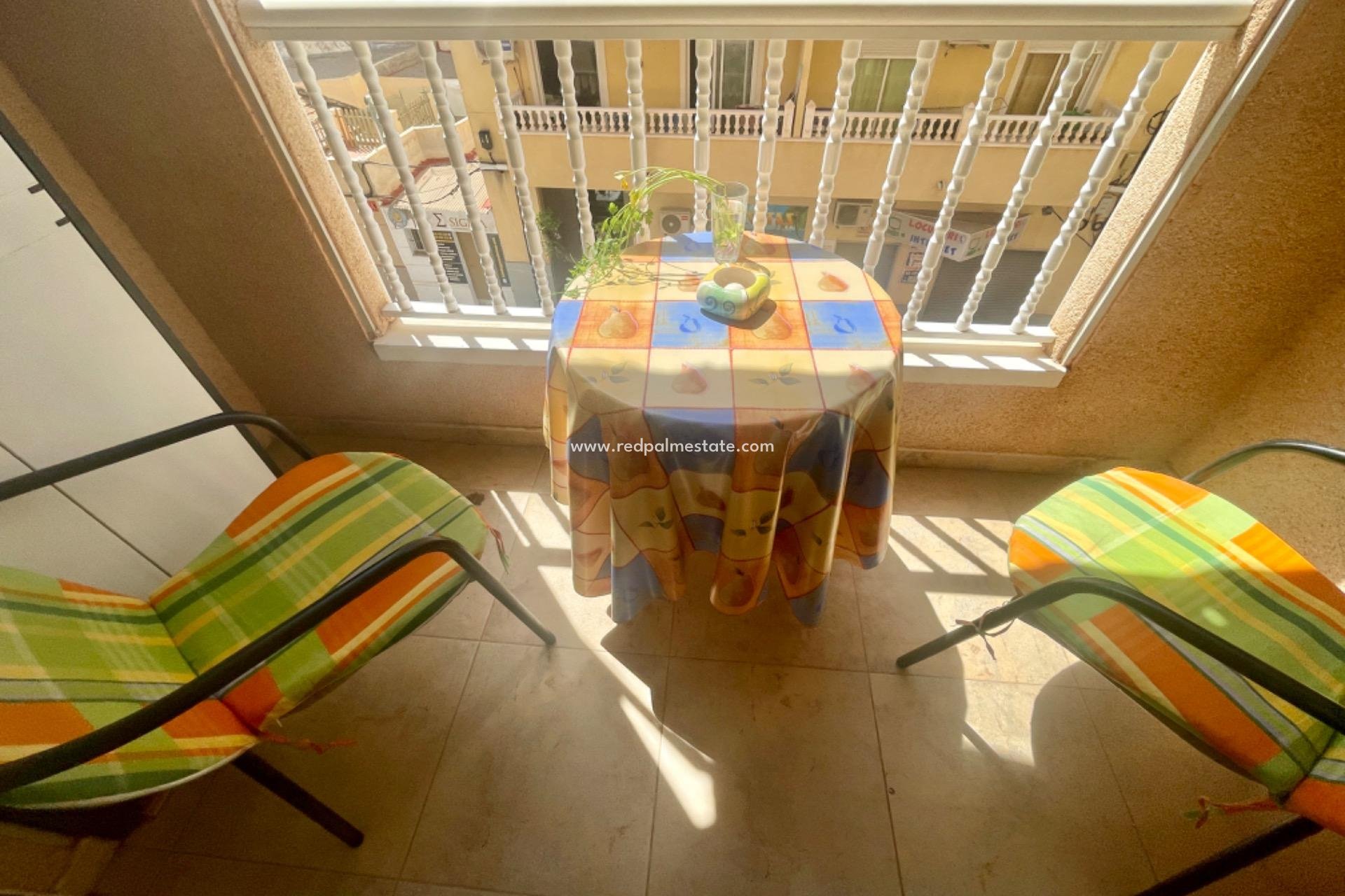 Resale - Apartment -
Torrevieja - Center