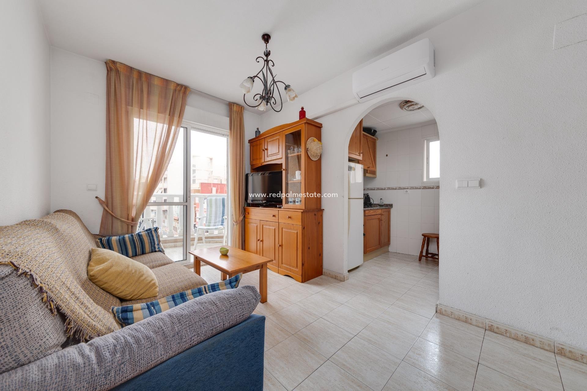 Resale - Apartment -
Torrevieja - Center