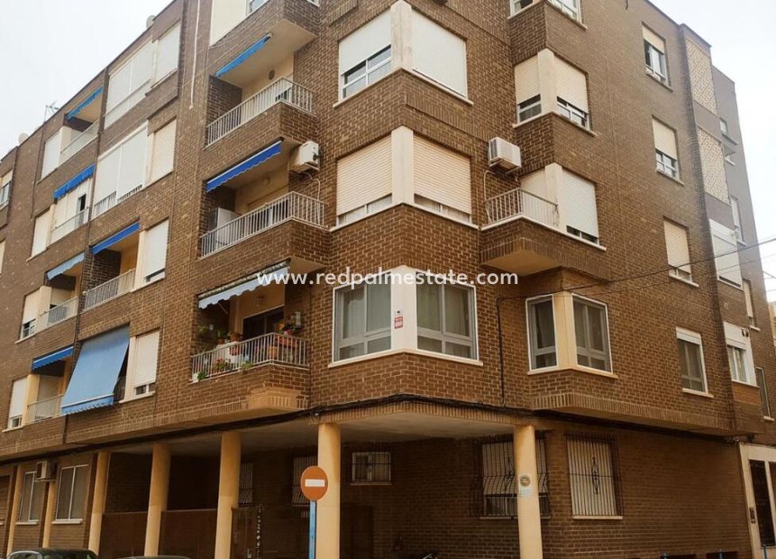 Resale - Apartment -
Torrevieja - Center