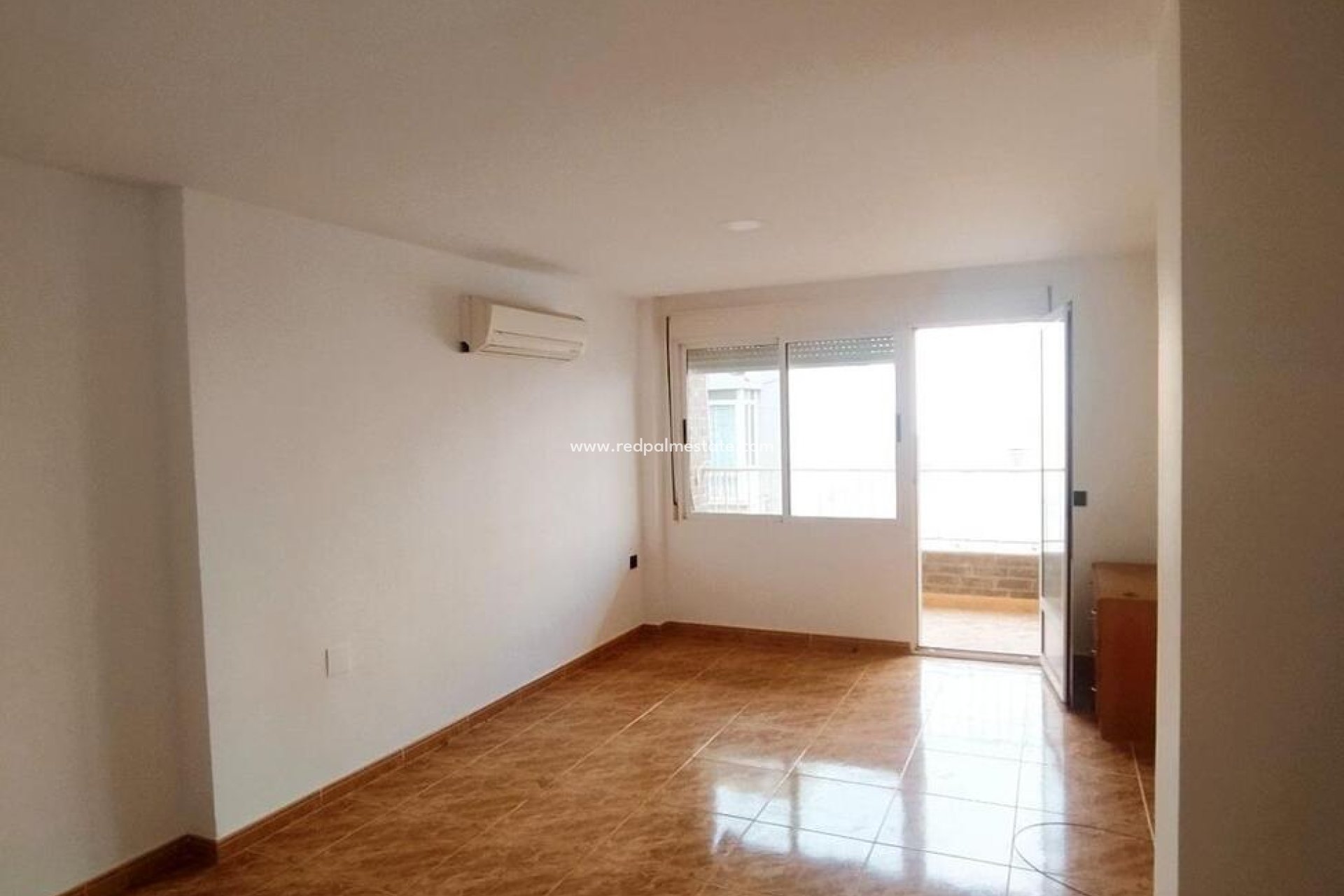 Resale - Apartment -
Torrevieja - Center