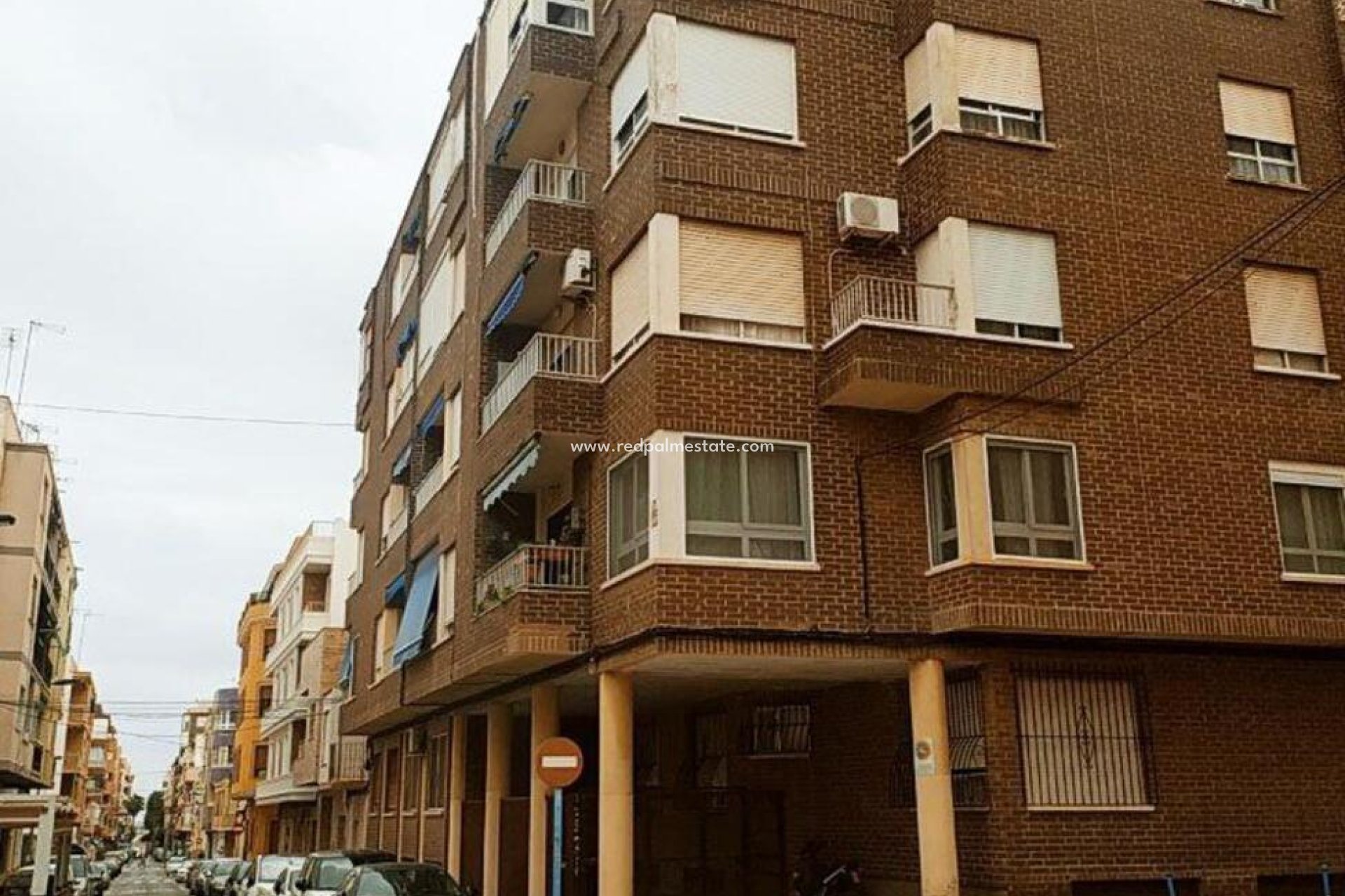 Resale - Apartment -
Torrevieja - Center