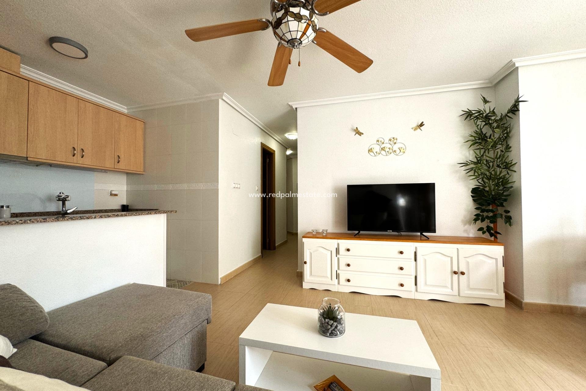 Resale - Apartment -
Torrevieja - Center