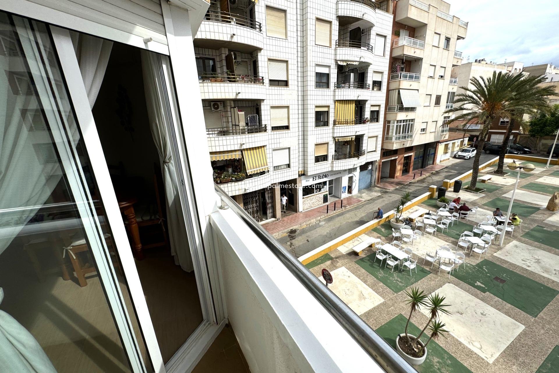 Resale - Apartment -
Torrevieja - Center