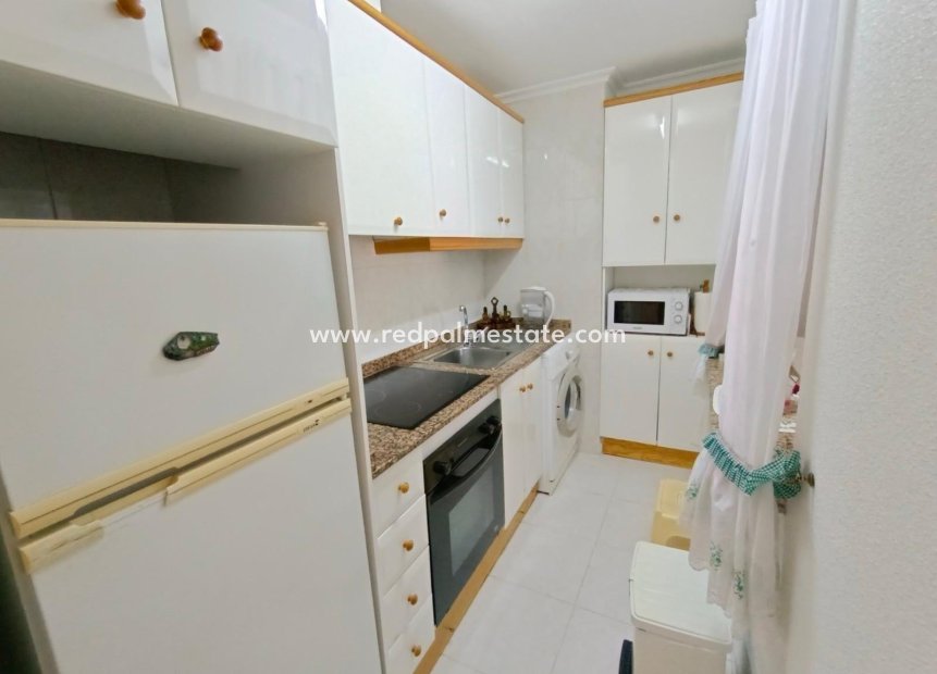 Resale - Apartment -
Torrevieja - Center