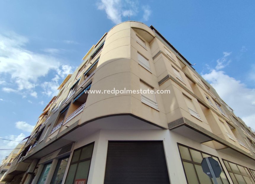 Resale - Apartment -
Torrevieja - Center