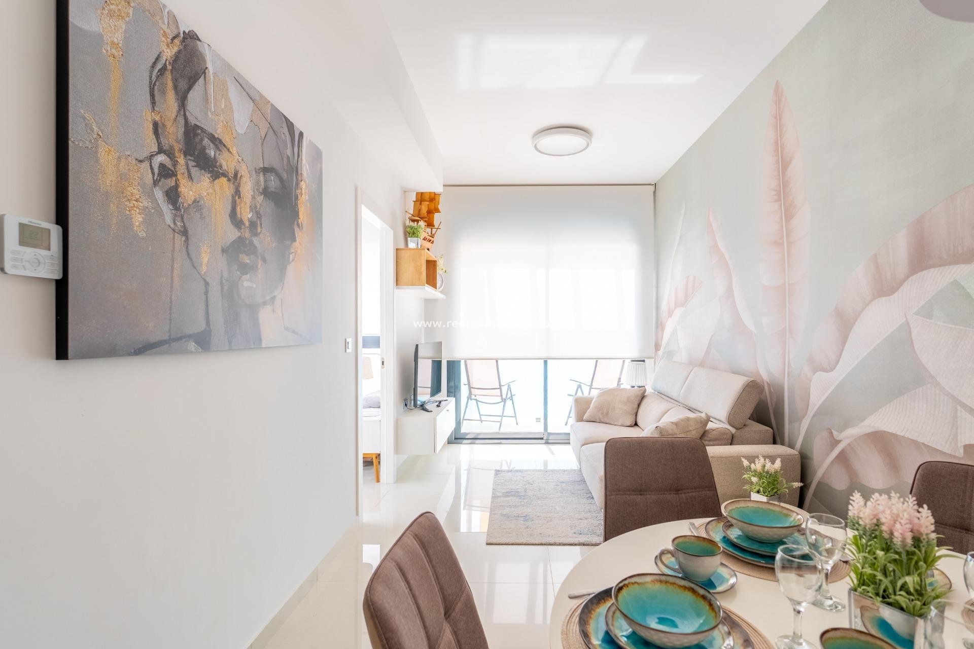 Resale - Apartment -
Torrevieja - Center