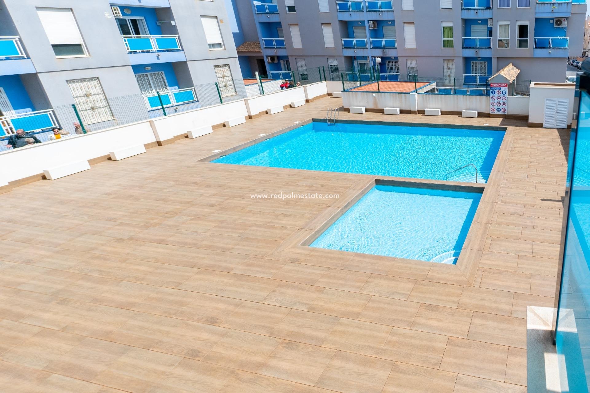 Resale - Apartment -
Torrevieja - Center