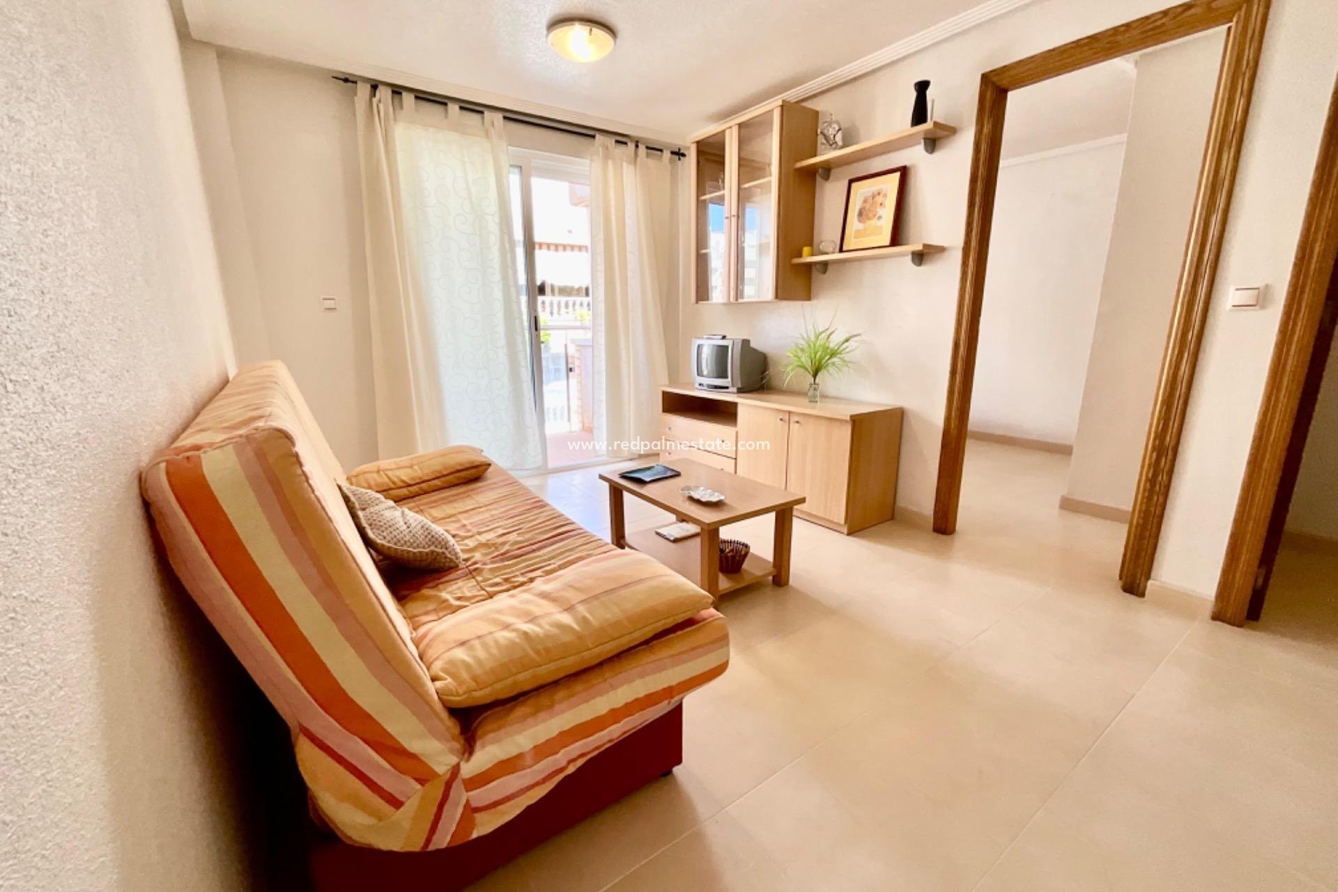 Resale - Apartment -
Torrevieja - Center