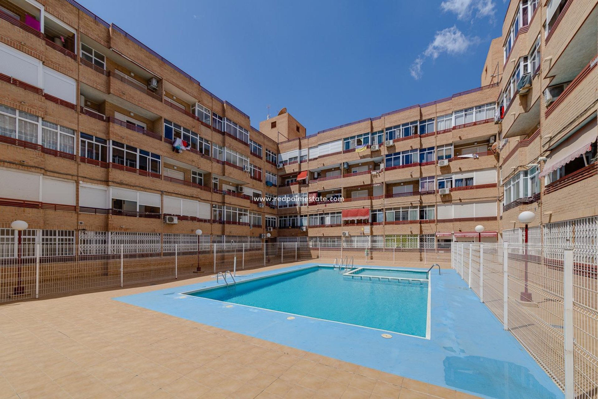 Resale - Apartment -
Torrevieja - Center