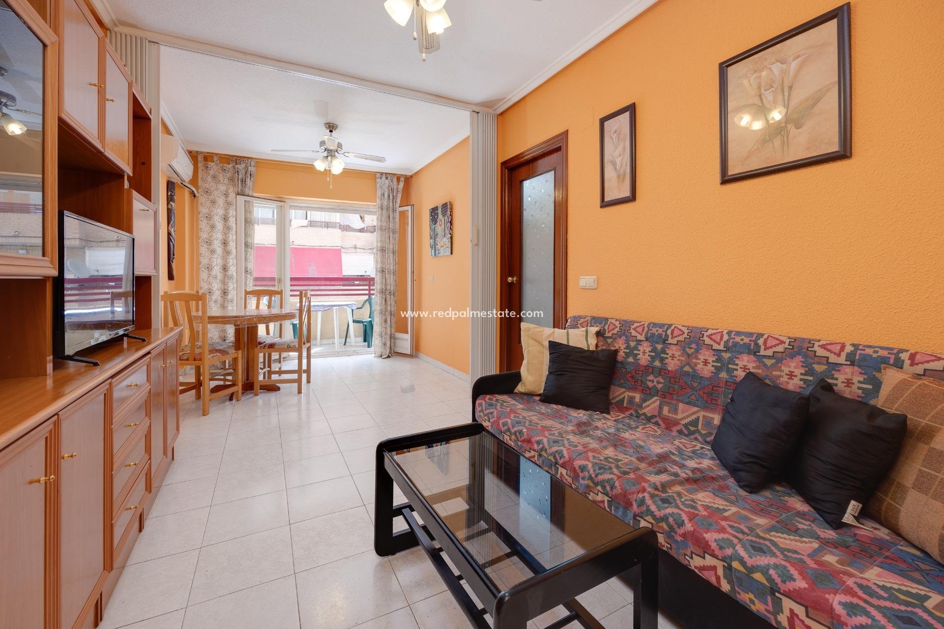 Resale - Apartment -
Torrevieja - Center