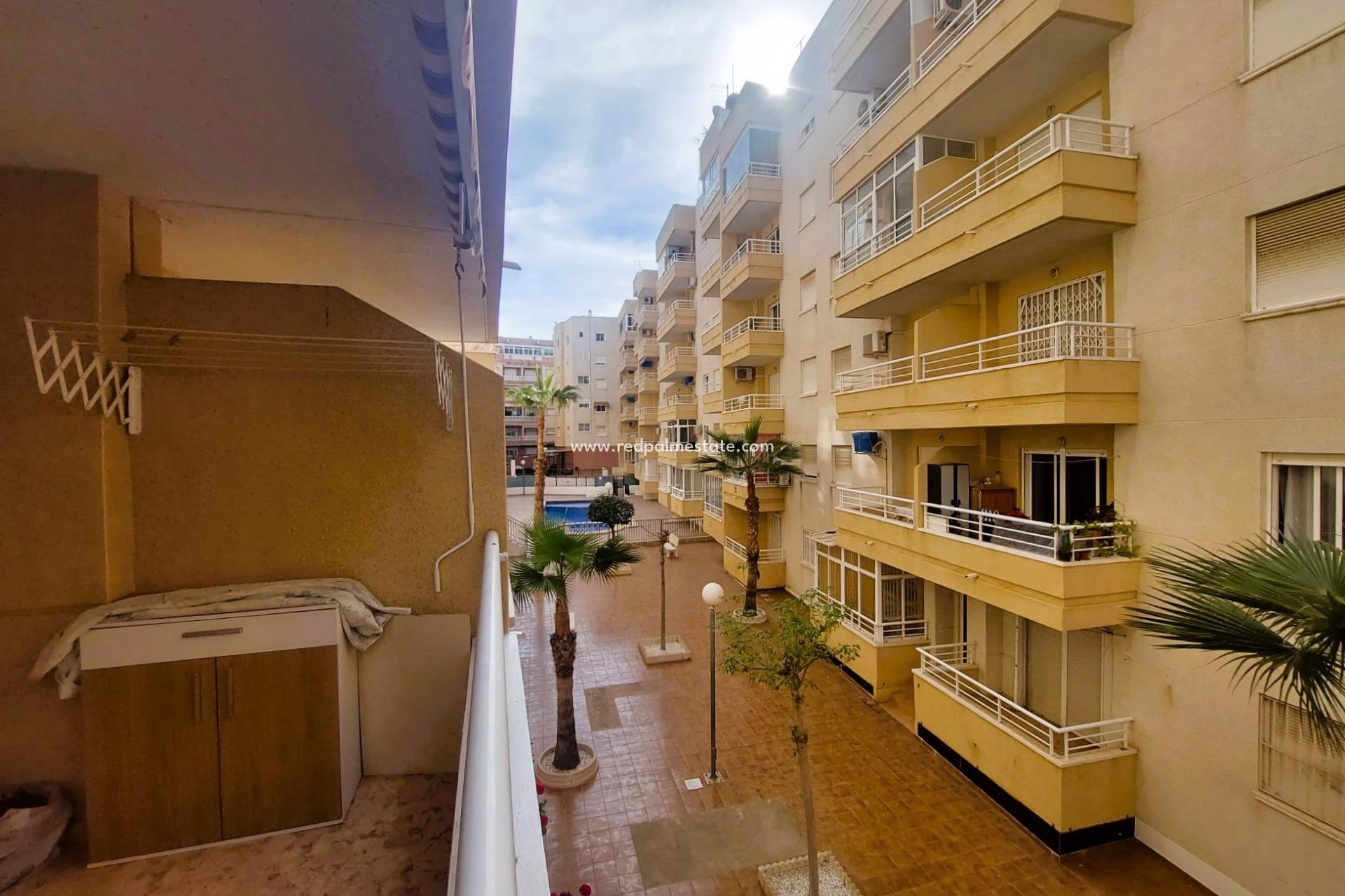 Resale - Apartment -
Torrevieja - Center