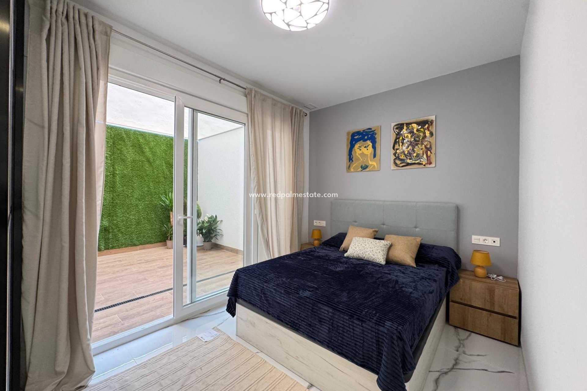 Resale - Apartment -
Torrevieja - Centro Torrevieja