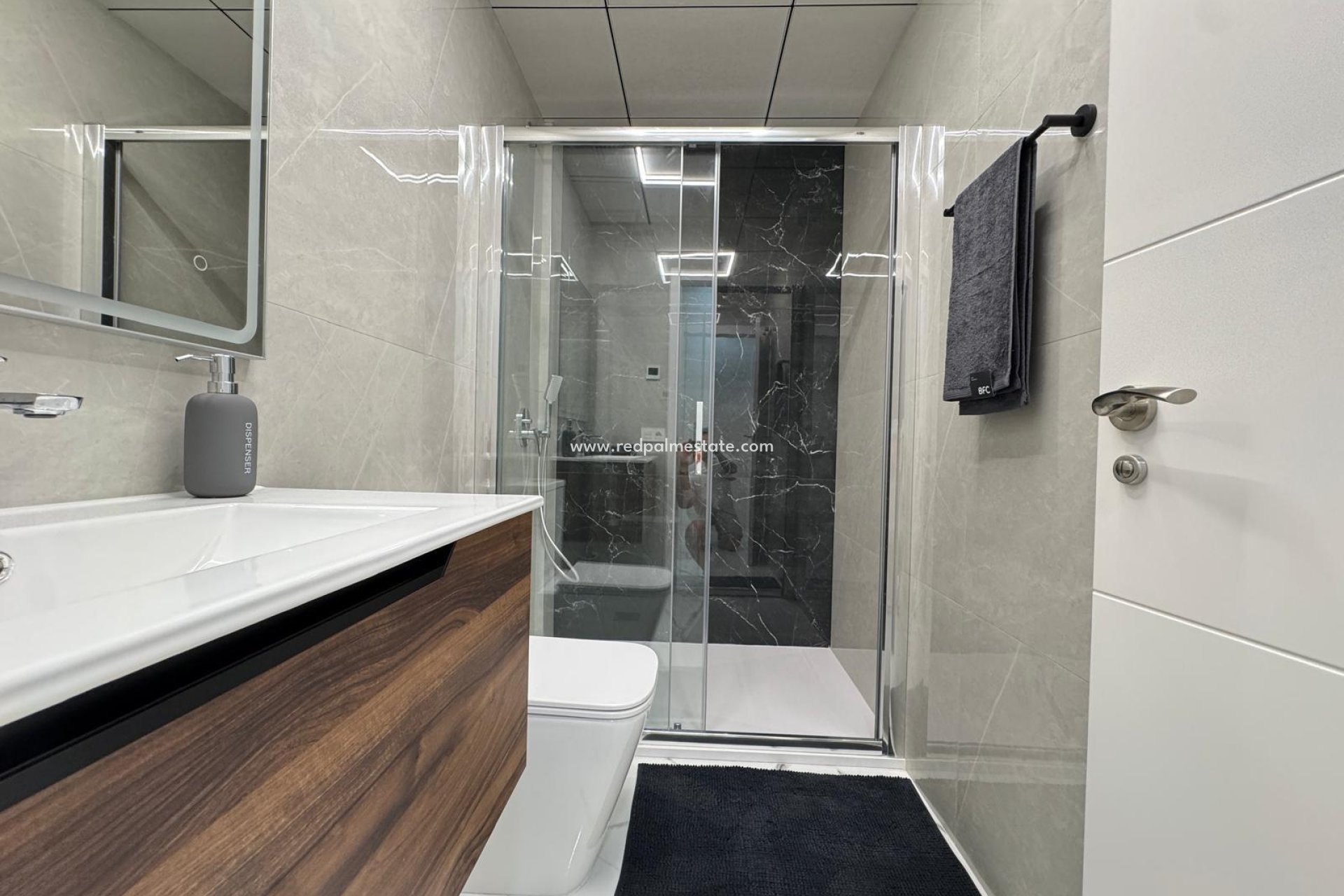 Resale - Apartment -
Torrevieja - Centro Torrevieja