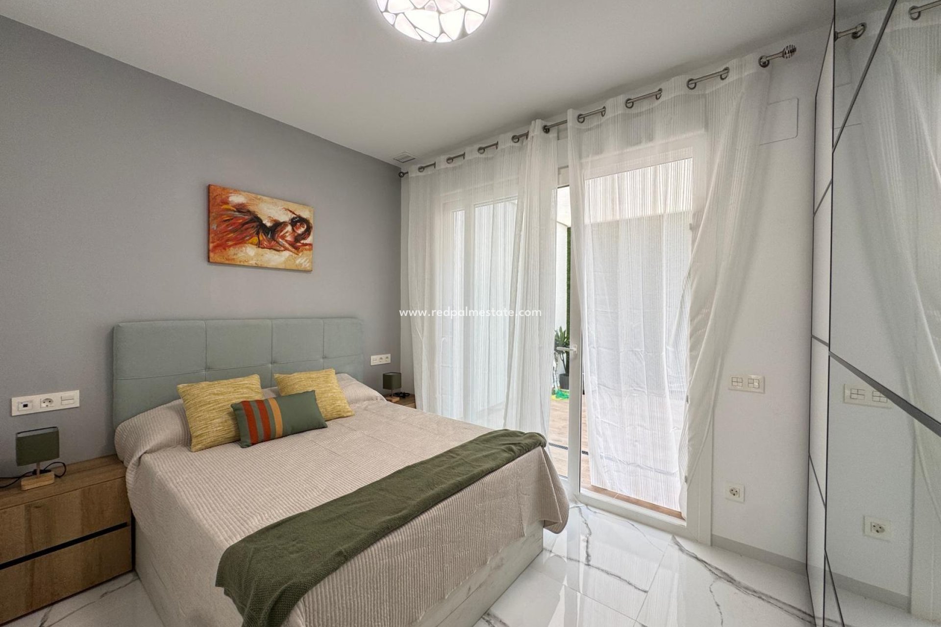 Resale - Apartment -
Torrevieja - Centro Torrevieja