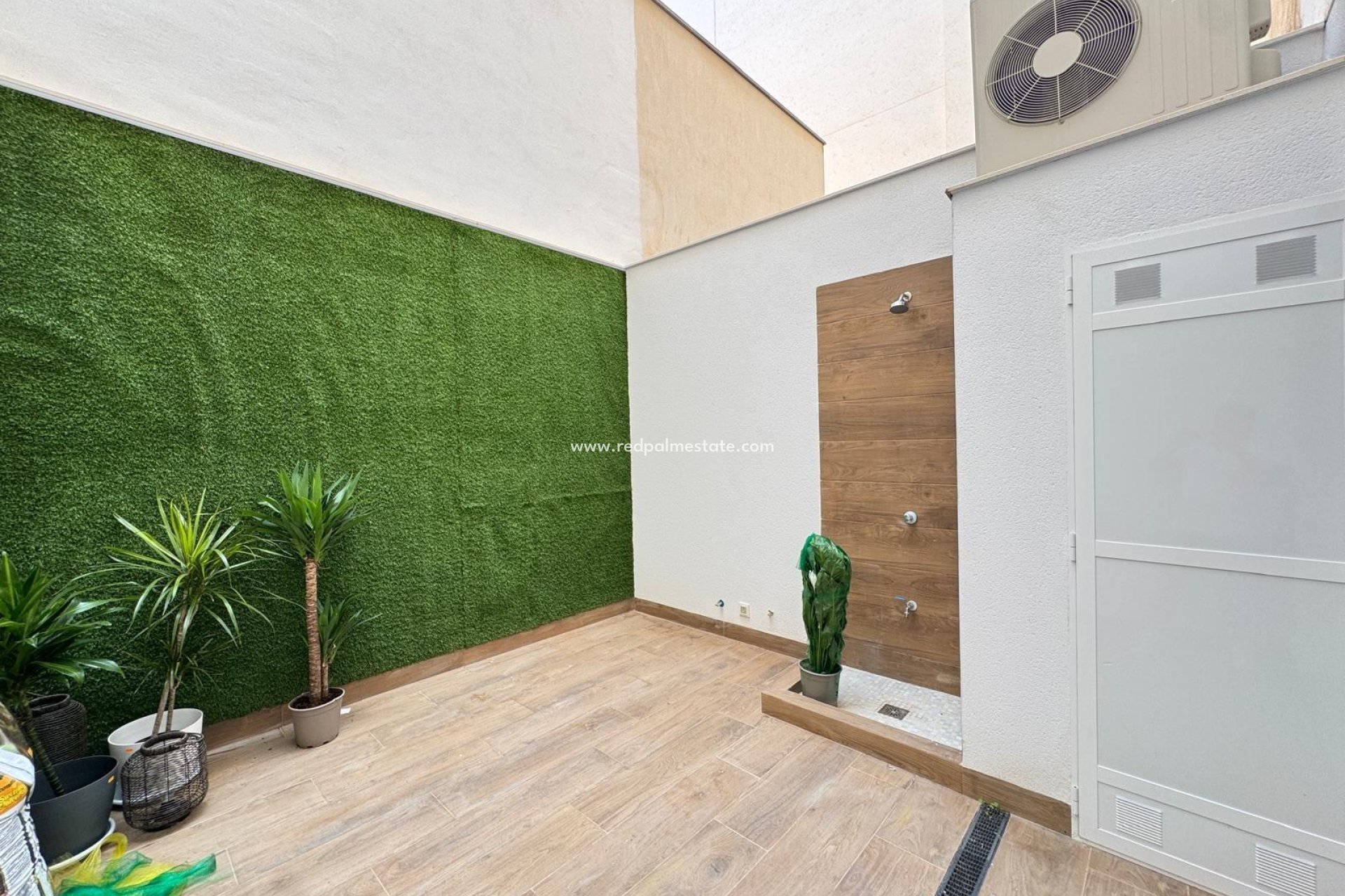 Resale - Apartment -
Torrevieja - Centro Torrevieja