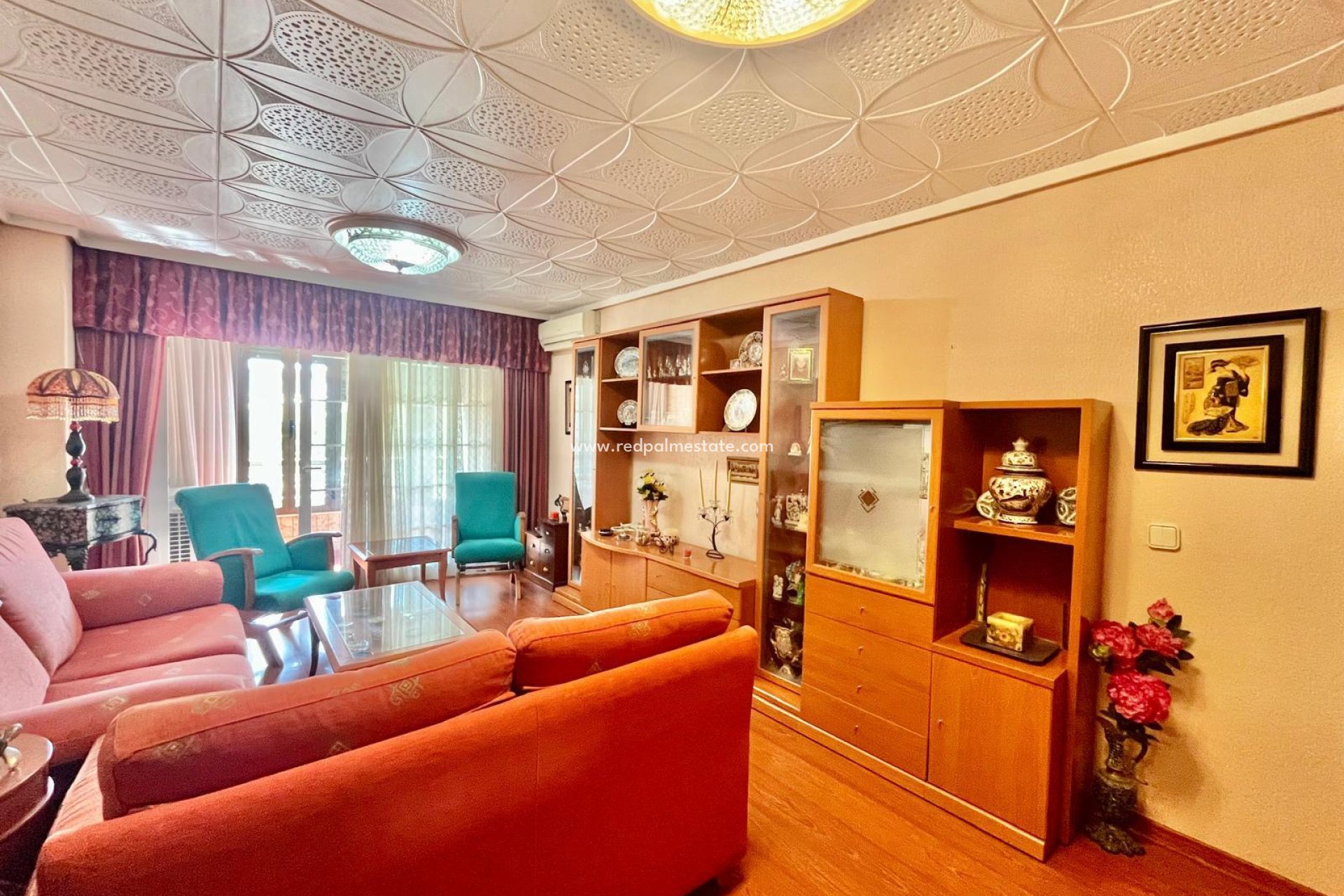 Resale - Apartment -
Torrevieja - Centro Torrevieja